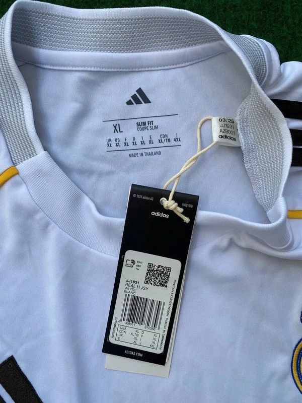 Adidas Adidas Real Madrid 25/26 Home Shirt Size XL Size US XL / EU 56 / 4 - 5 Thumbnail