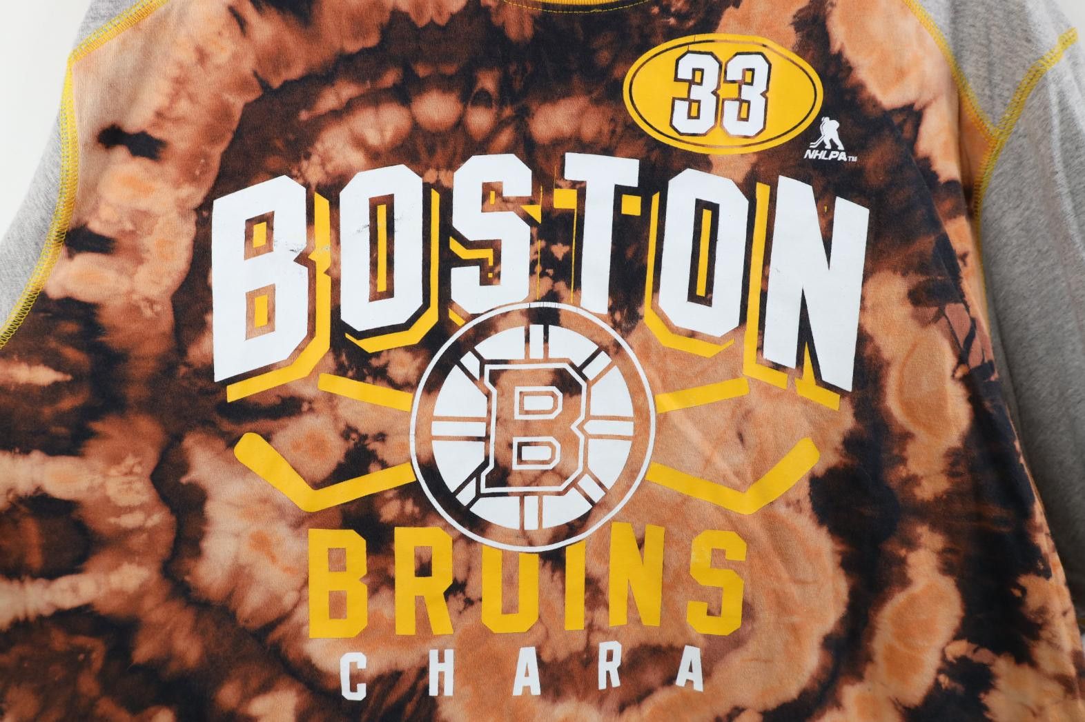 Vintage Vintage NHL Zdeno Chara Boston Bruins Hockey Raglan T-Shirt Size US XL / EU 56 / 4 - 4 Thumbnail