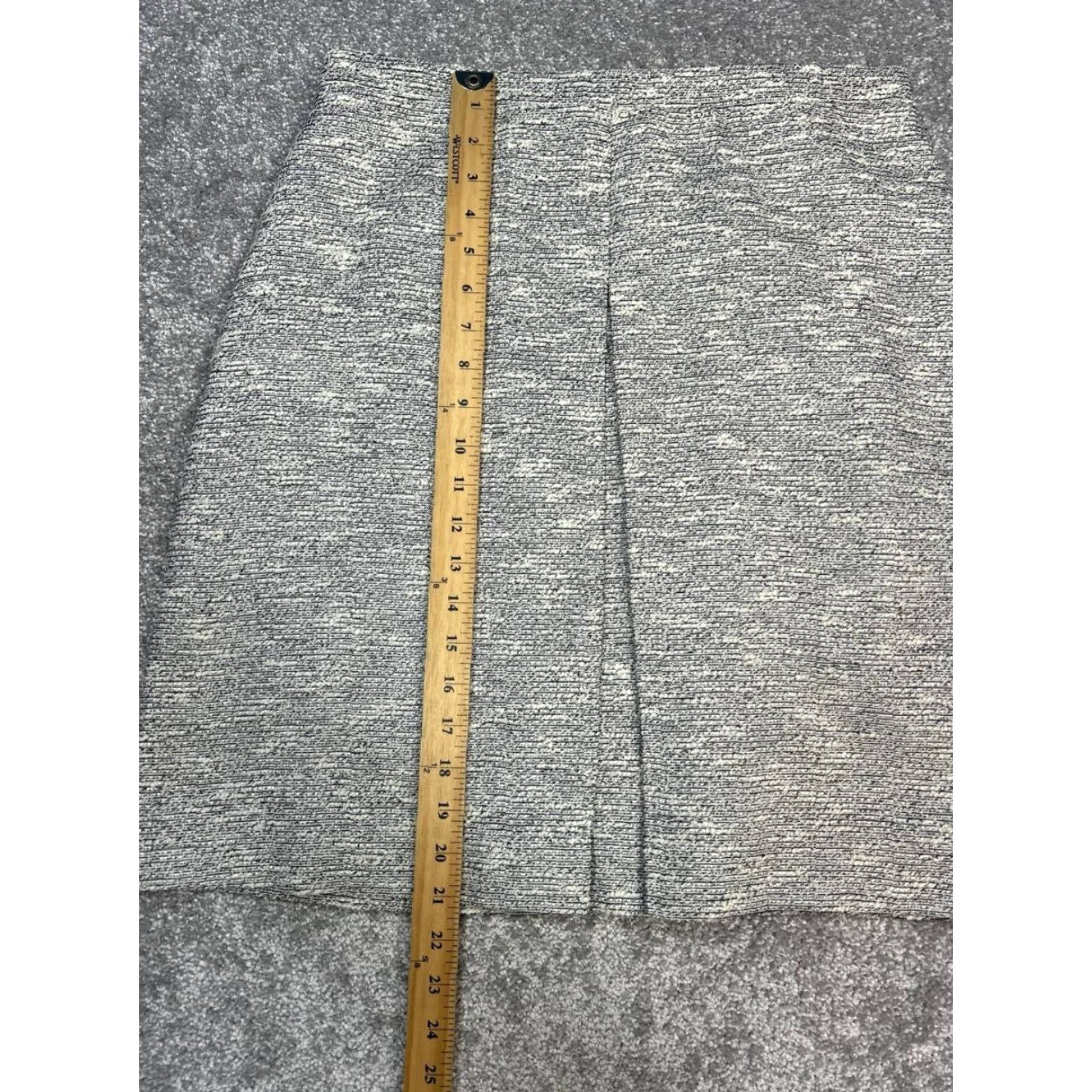 J.Crew J.CREW A-Line Skirt Womens 10 Gray Tweed Lined Front Slit Back Zip Outdoor New Size 32" / US 10 / IT 46 - 2 Thumbnail