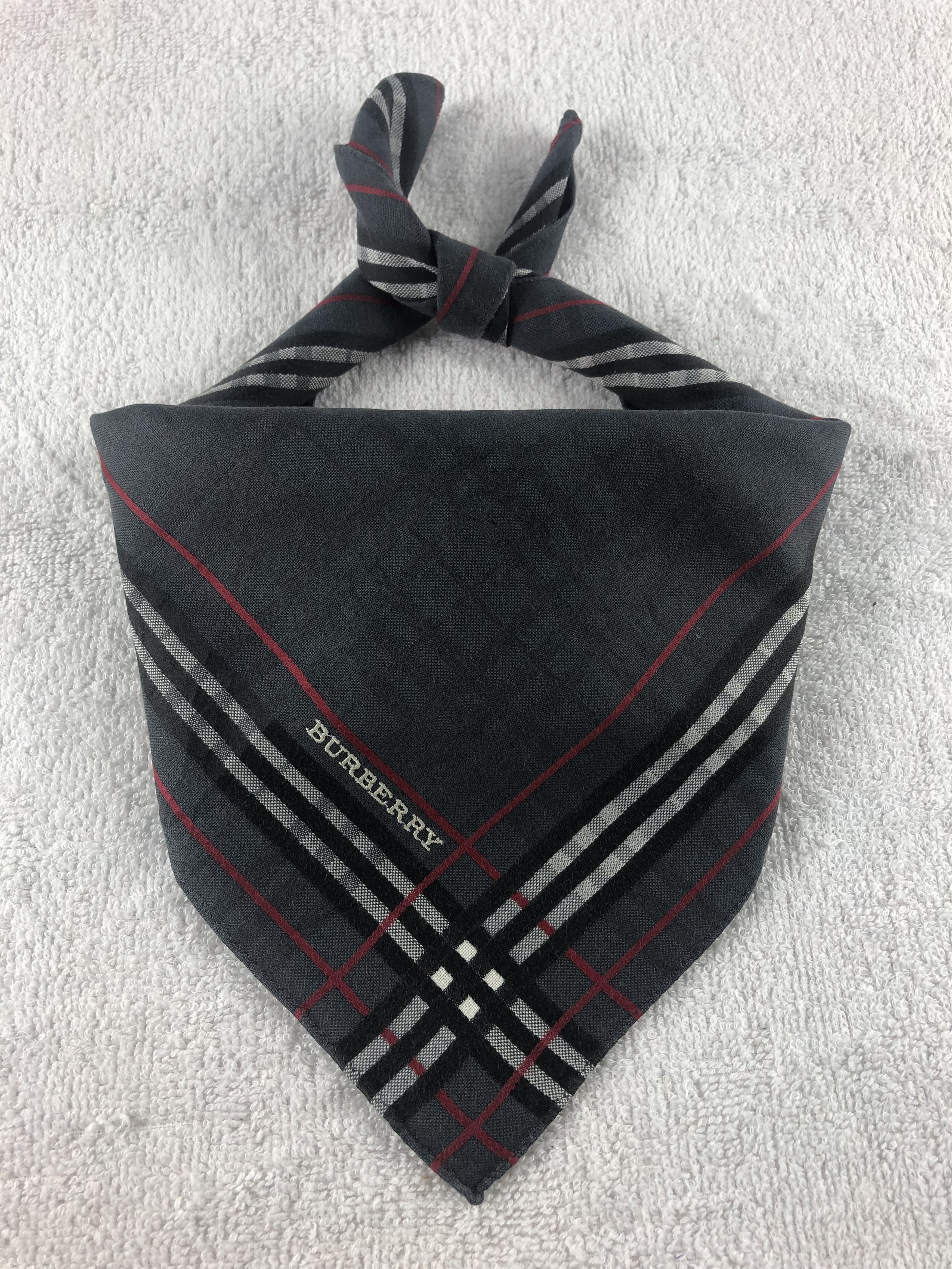 Burberry Burberry Handkerchief / Bandana / Neckerchief Size ONE SIZE - 2 Thumbnail