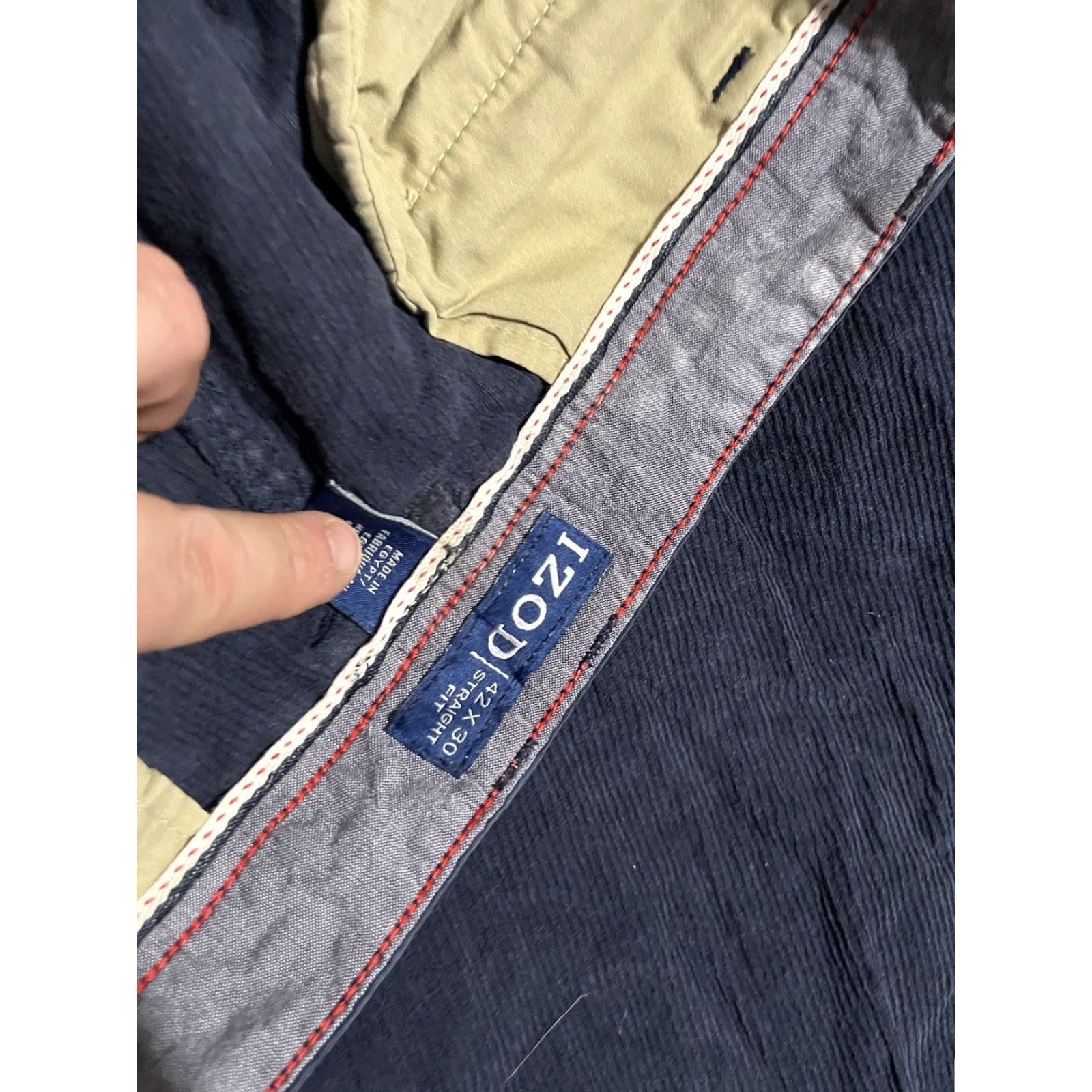 Izod IZOD Navy Blue Corduroy Straight Fit Casual Pants Men’s 42x30 Cotton Flat Front Size US 42 / EU 58 - 6 Thumbnail