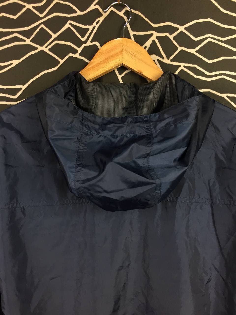 Converse Converse Chuck Taylor Lightweight Hooded Windbreaker Jacket Size US L / EU 52-54 / 3 - 10 Thumbnail