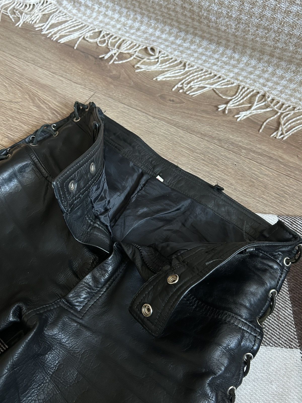 Genuine Leather Vintage Cow boys biker leather pants mens avant-garden Size US 31 - 4 Thumbnail