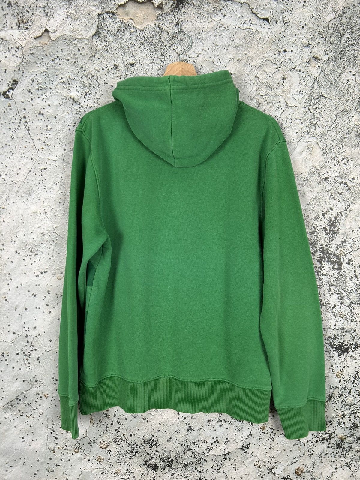 Nike Vintage Nike Celtic Glasgow Hoodie Swoosh Soccer Football Size US M / EU 48-50 / 2 - 5 Thumbnail