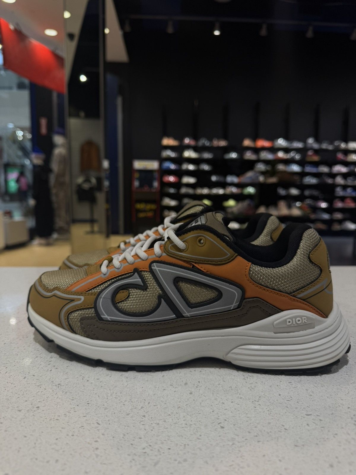 Dior Size 7US/40EU - Dior B30 Sneakers Brown/Orange Size US 7 / EU 40 - 1 Thumbnail