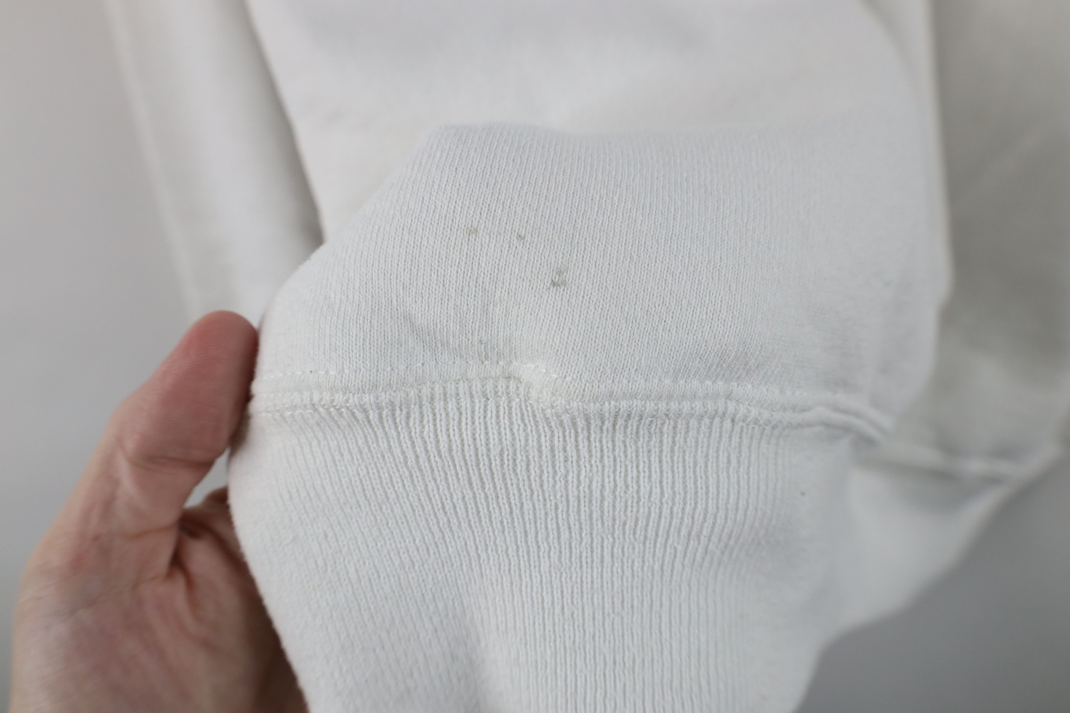 Vintage Vintage 90s Streetwear Blank Heavyweight Sweatshirt White Size US XL / EU 56 / 4 - 7 Thumbnail
