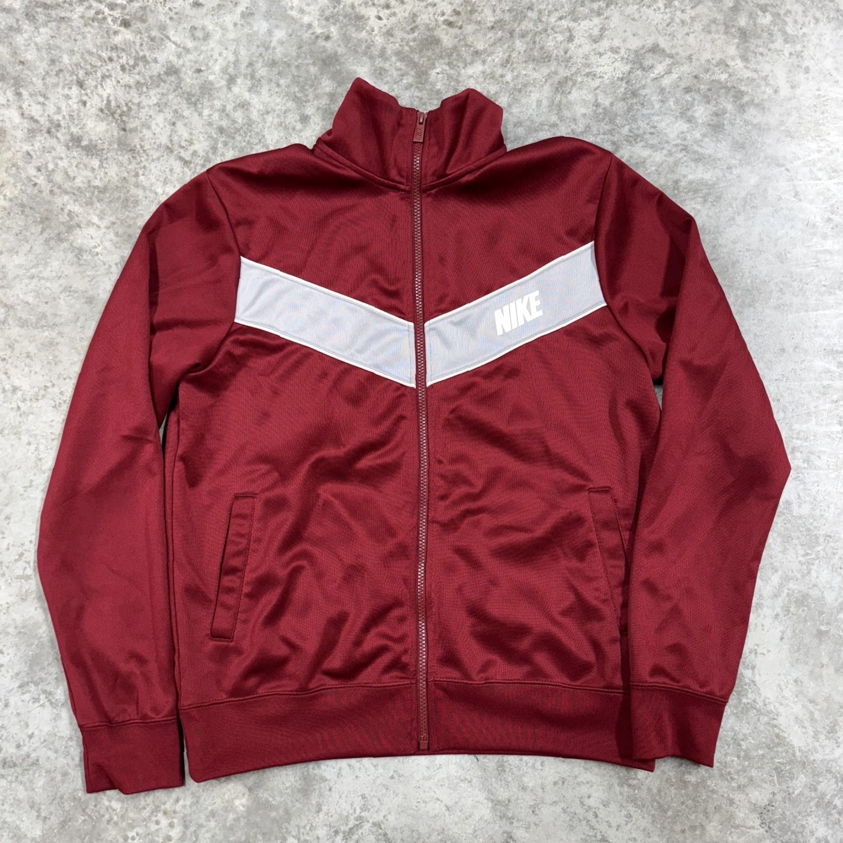 Nike Nike Track Jacket Mens M Red Full Zip Chevron Swoosh Knit Athletic Size US M / EU 48-50 / 2 - 2 Thumbnail