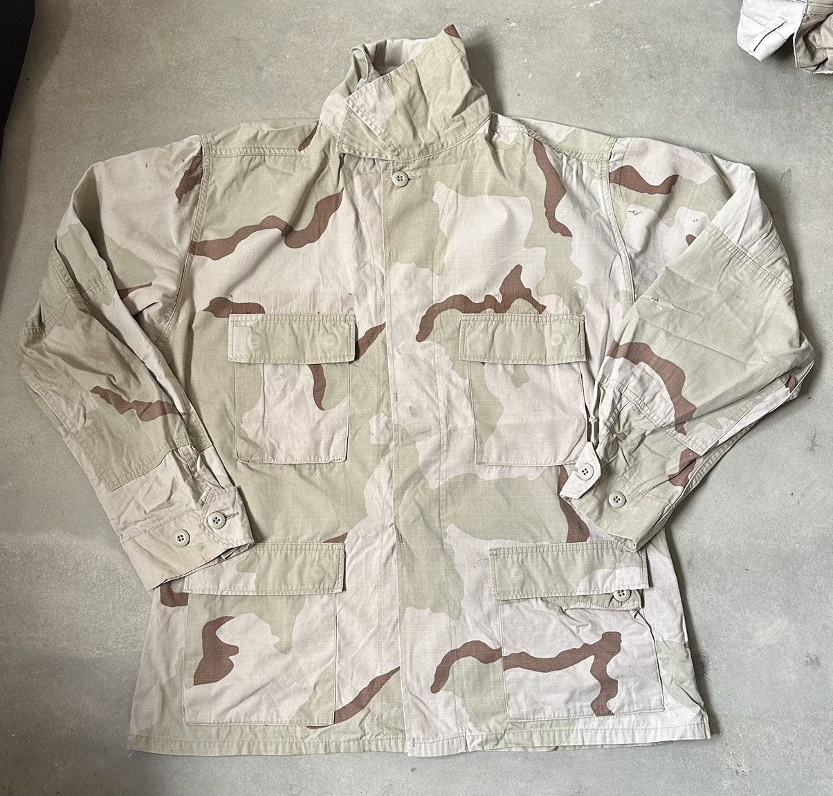 Vintage VINTAGE DESERT CAMO JACKET Size US L / EU 52-54 / 3 - 1 Thumbnail