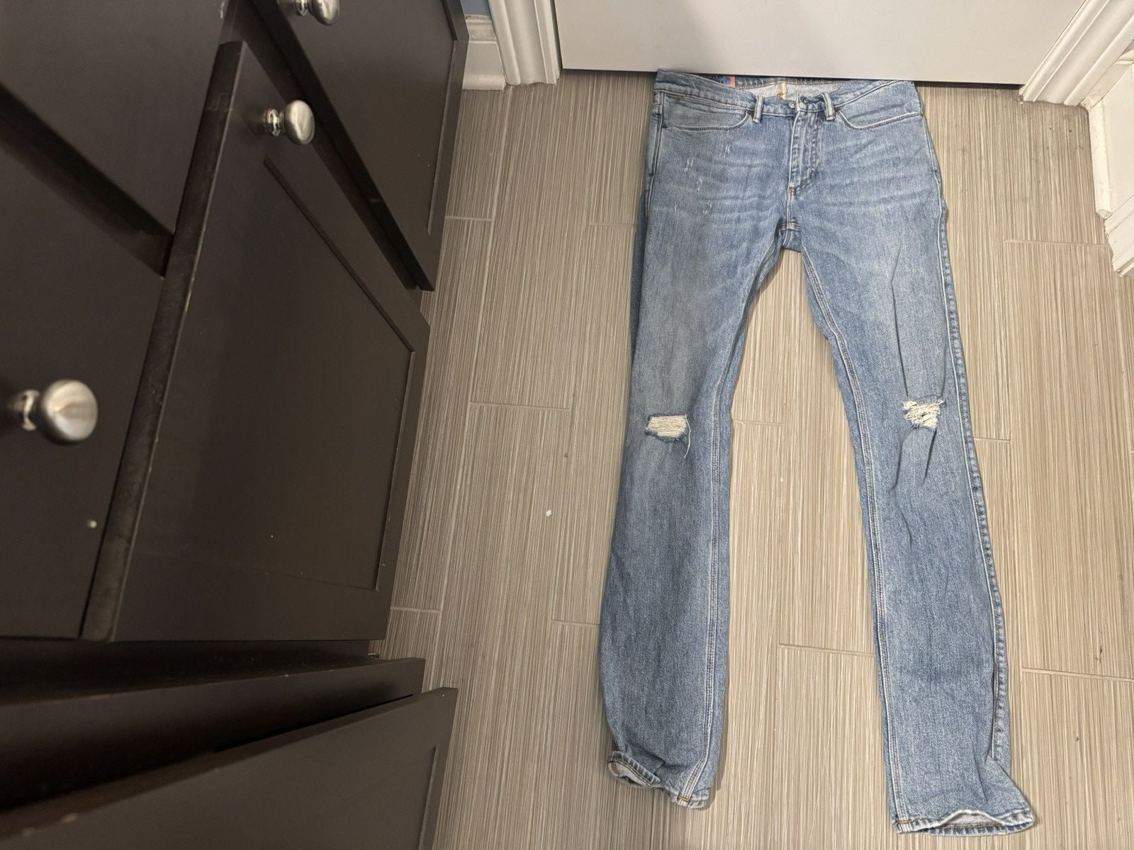 Acne Studios Acne Studios ripped jeans Size US 30 / EU 46 - 1 Thumbnail