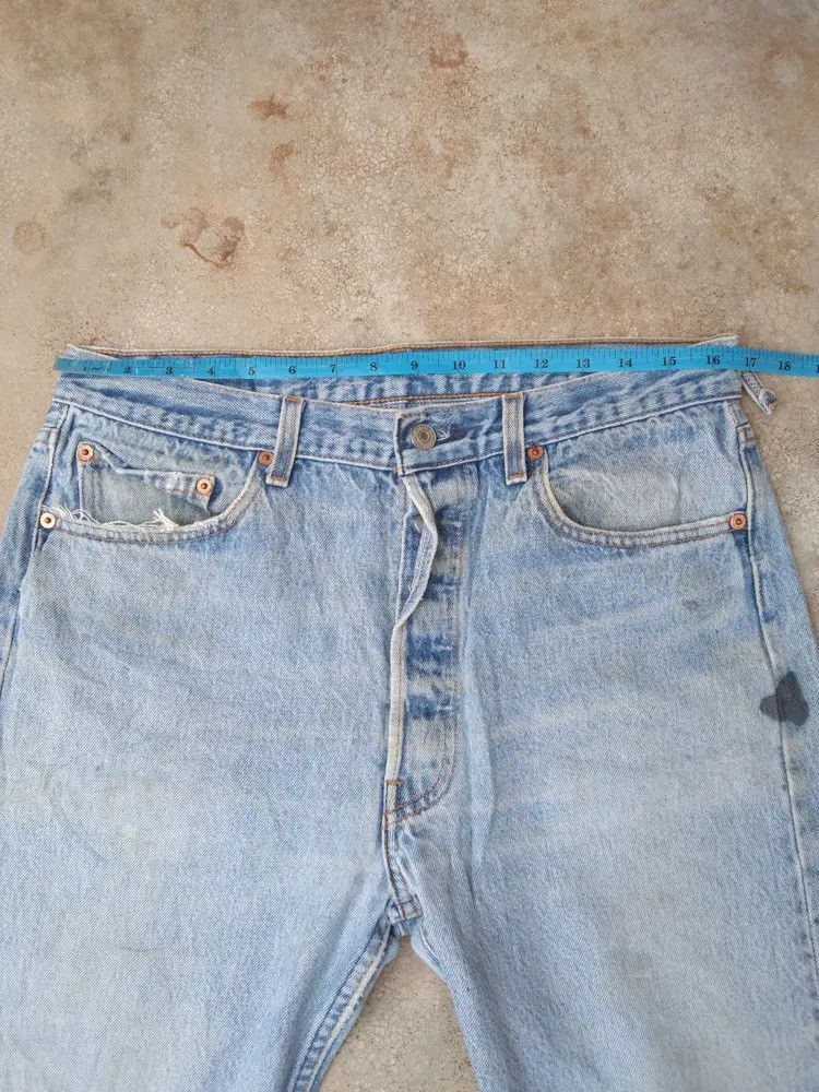 Levi's × Vintage Vintage Levis 501 Made In USA Distressed Jeans 33x30 Size US 33 - 10 Thumbnail