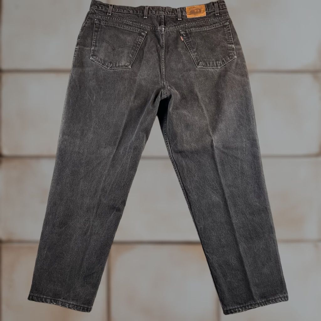 Levi's VINTAGE Levi's 545 Jeans Mens 44x32 Black Denim Tapered Relaxed 90s Grunge 5-Pocket Design Mens Jeans Size US 44 / EU 60 - 1 Thumbnail