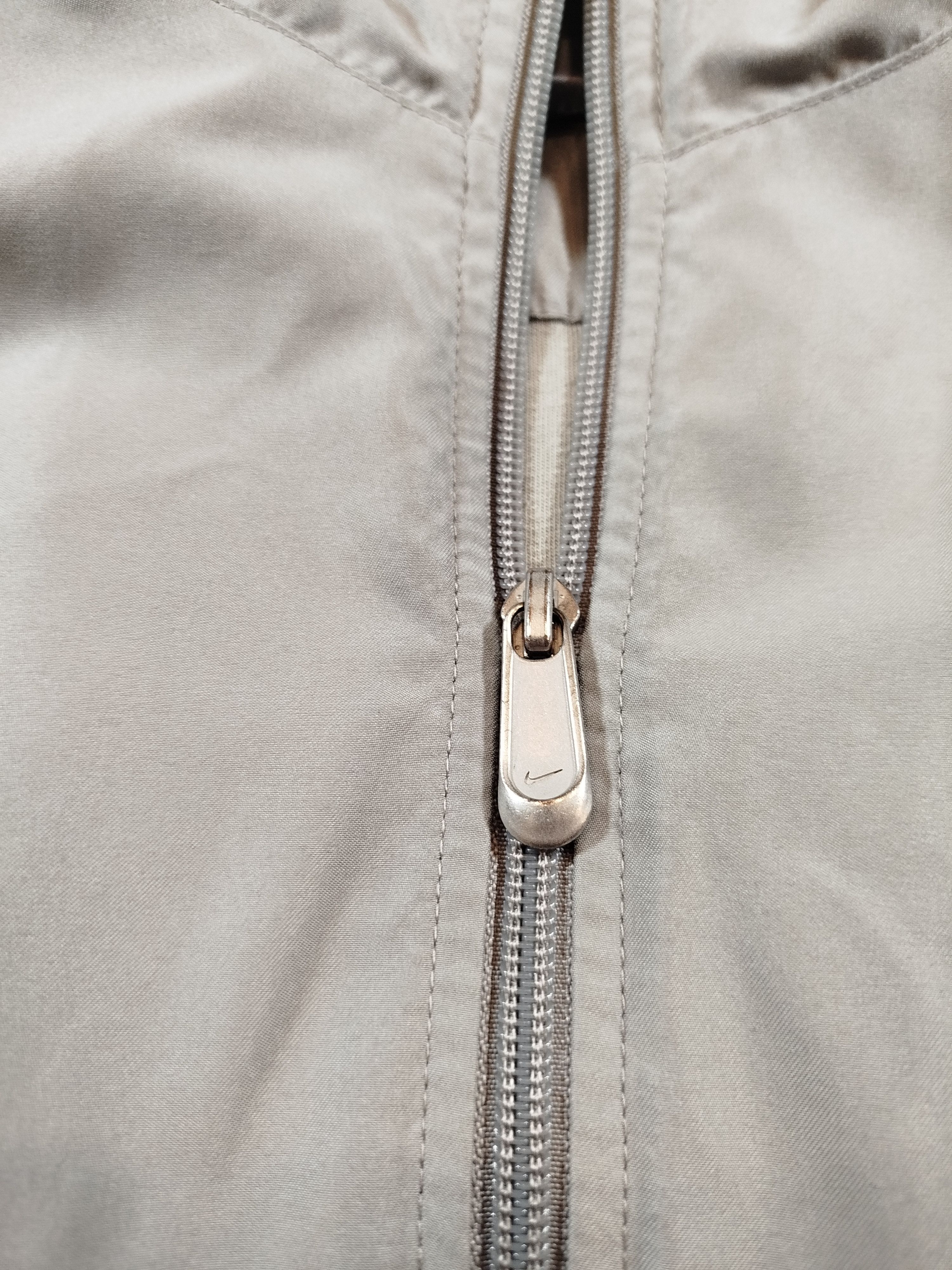 Nike Nike grey tag vintage wind breaker Size US L / EU 52-54 / 3 - 6 Thumbnail