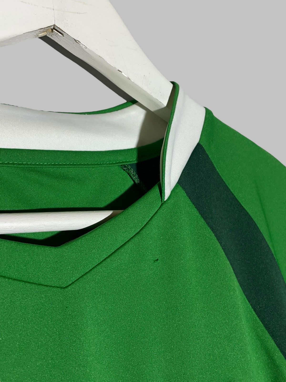 Vintage Hibernian FC Le Coq Sportif Vintage Football Shirt Size US L / EU 52-54 / 3 - 4 Thumbnail