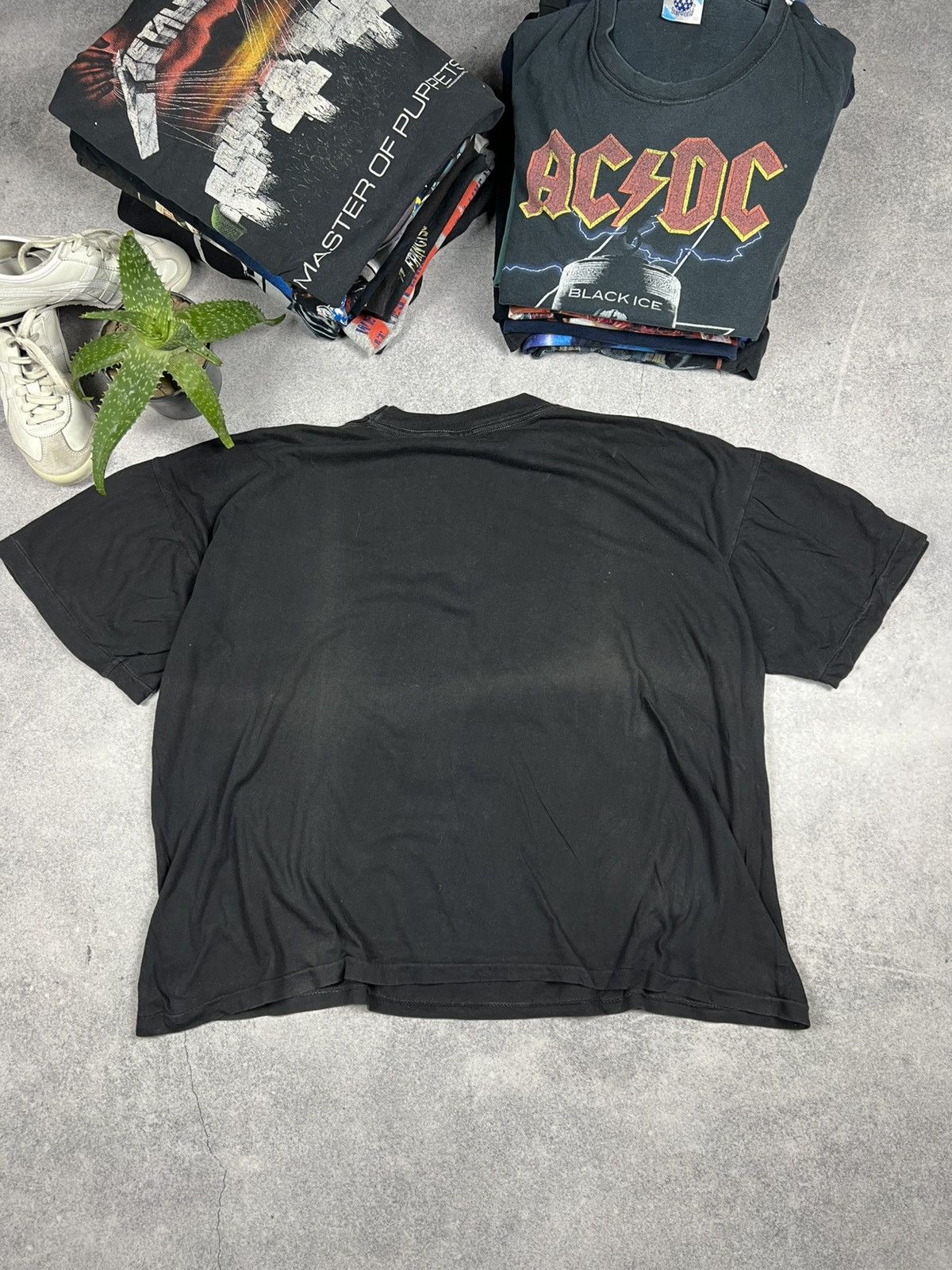 Vintage Vintage Call Of The Wild Faded Nature Wolf Moon Y2K Tee Size US XL / EU 56 / 4 - 7 Thumbnail
