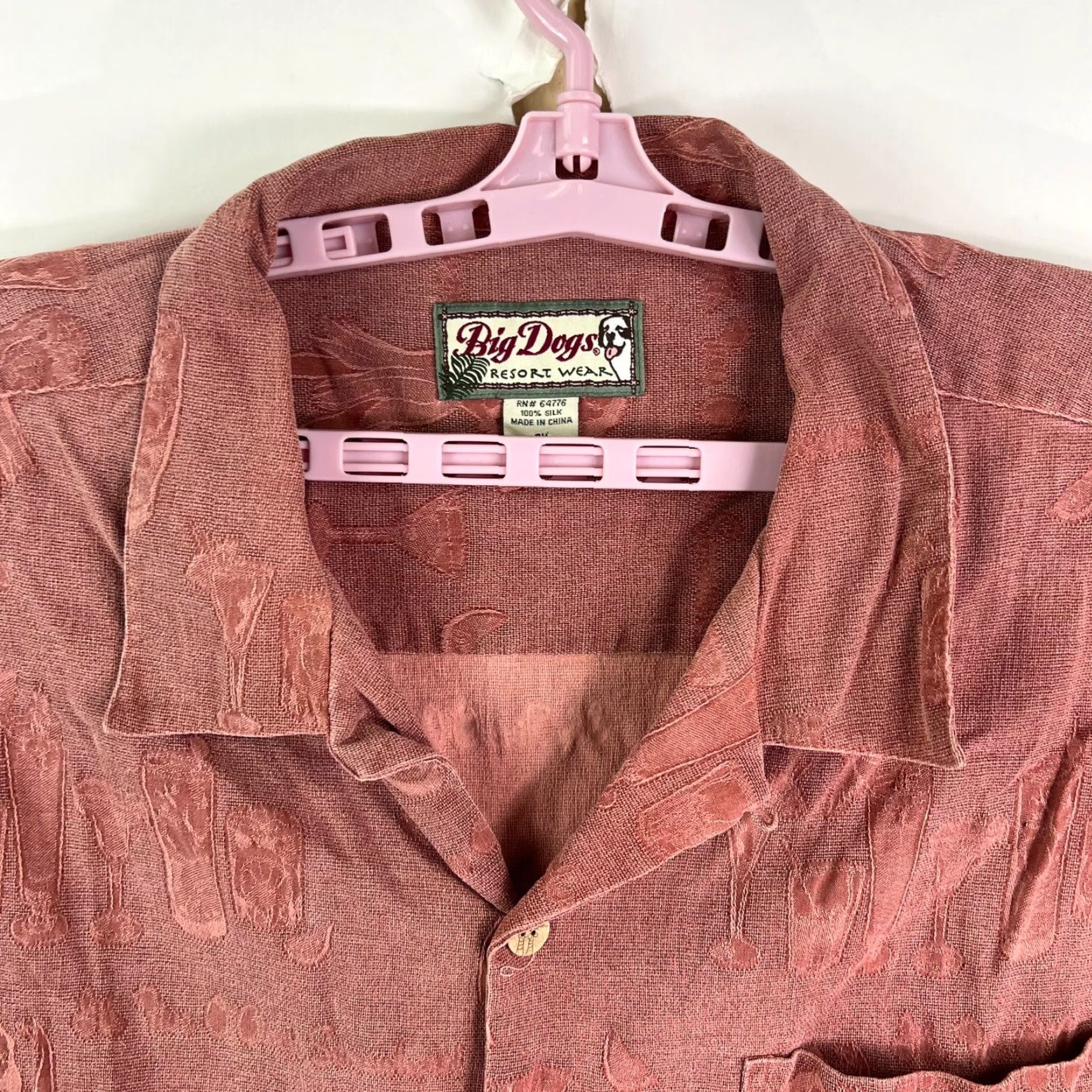 Big Dogs VINTAGE Big Dogs Silk Hawaiian Shirt 3XL Salmon Short Sleeve Graphic Dog Mens Size US XXL / EU 58 / 5 - 3 Thumbnail