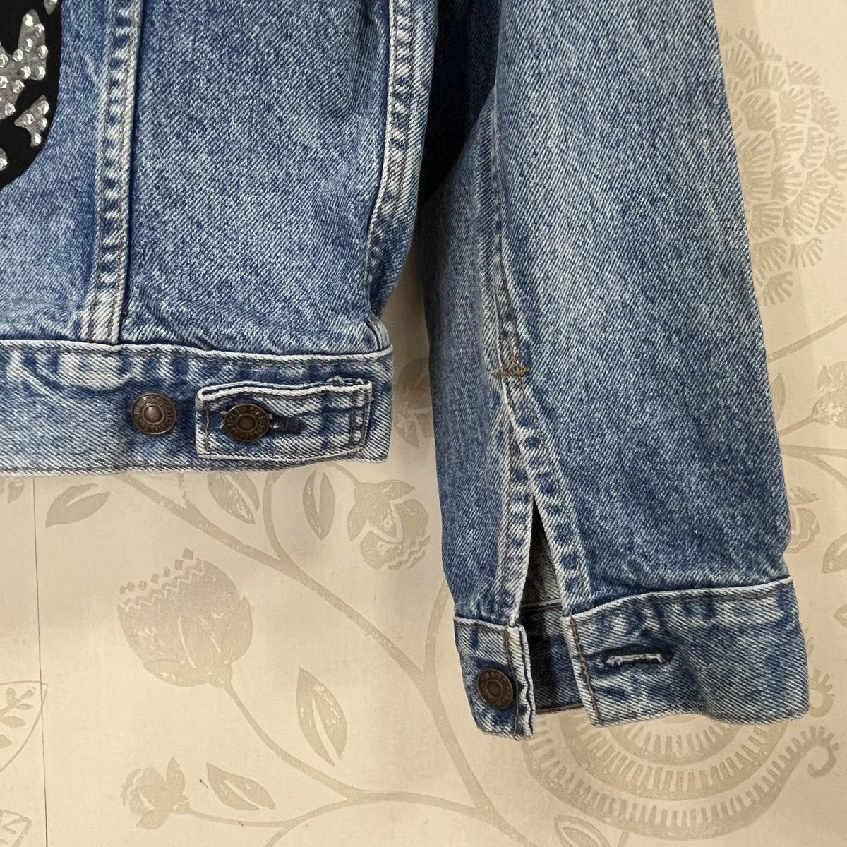 LVC × Levi's Vintage Clothing × Vintage Vintage Levis Trucker Denim Jacket Distressed Skull Patches Size US M / EU 48-50 / 2 - 15 Thumbnail