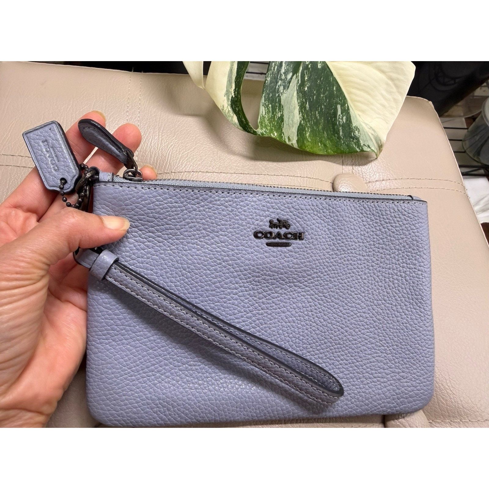 Coach Coach Blue Pebbled Leather wristlet corner zip 5" X 7.5" Size ONE SIZE - 2 Thumbnail