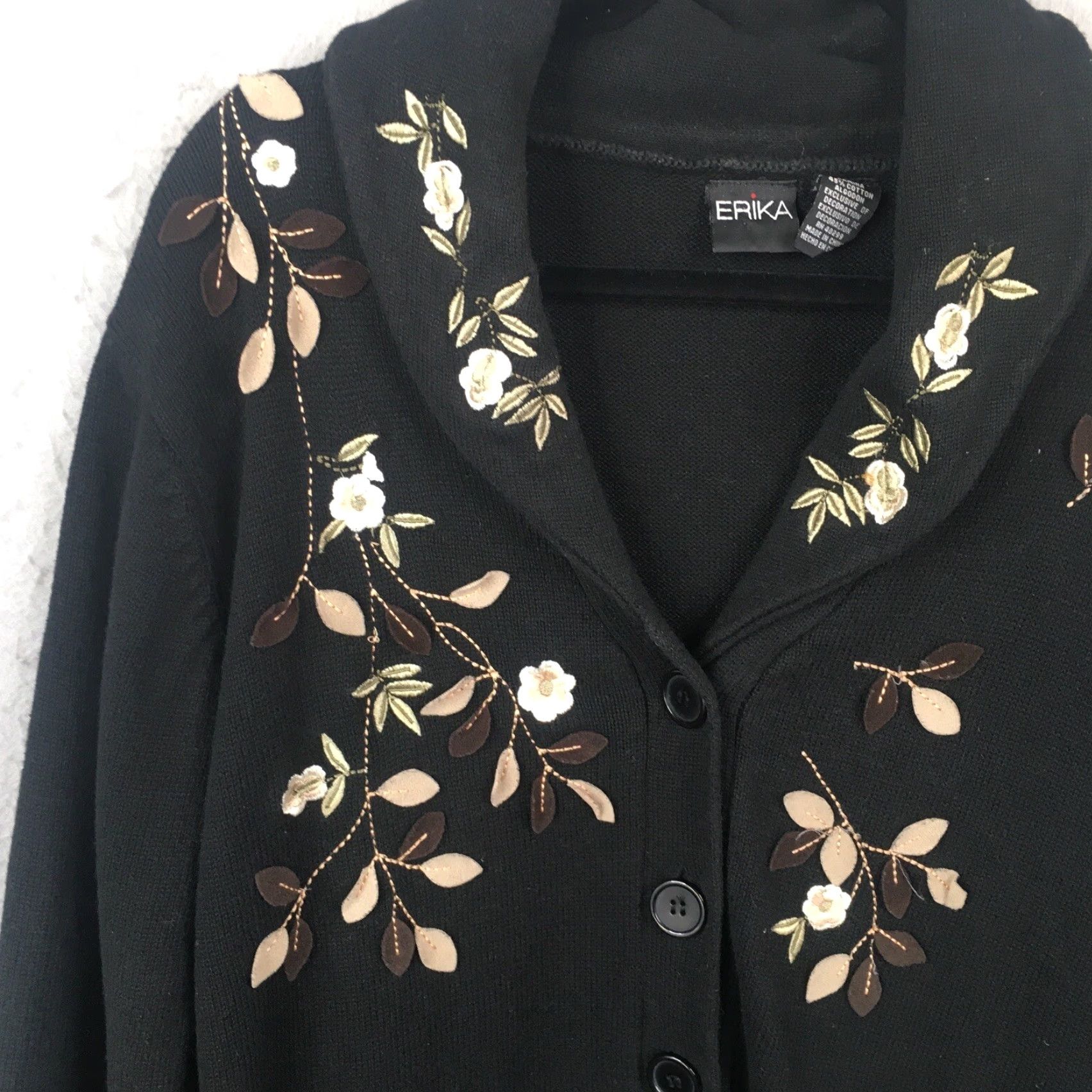 Vintage ERIKA Sweater Women L Black Ramie Embroidery Floral Cardigan Boho Long Sleeve Collared Knit Size L / US 10 / IT 46 - 2 Thumbnail
