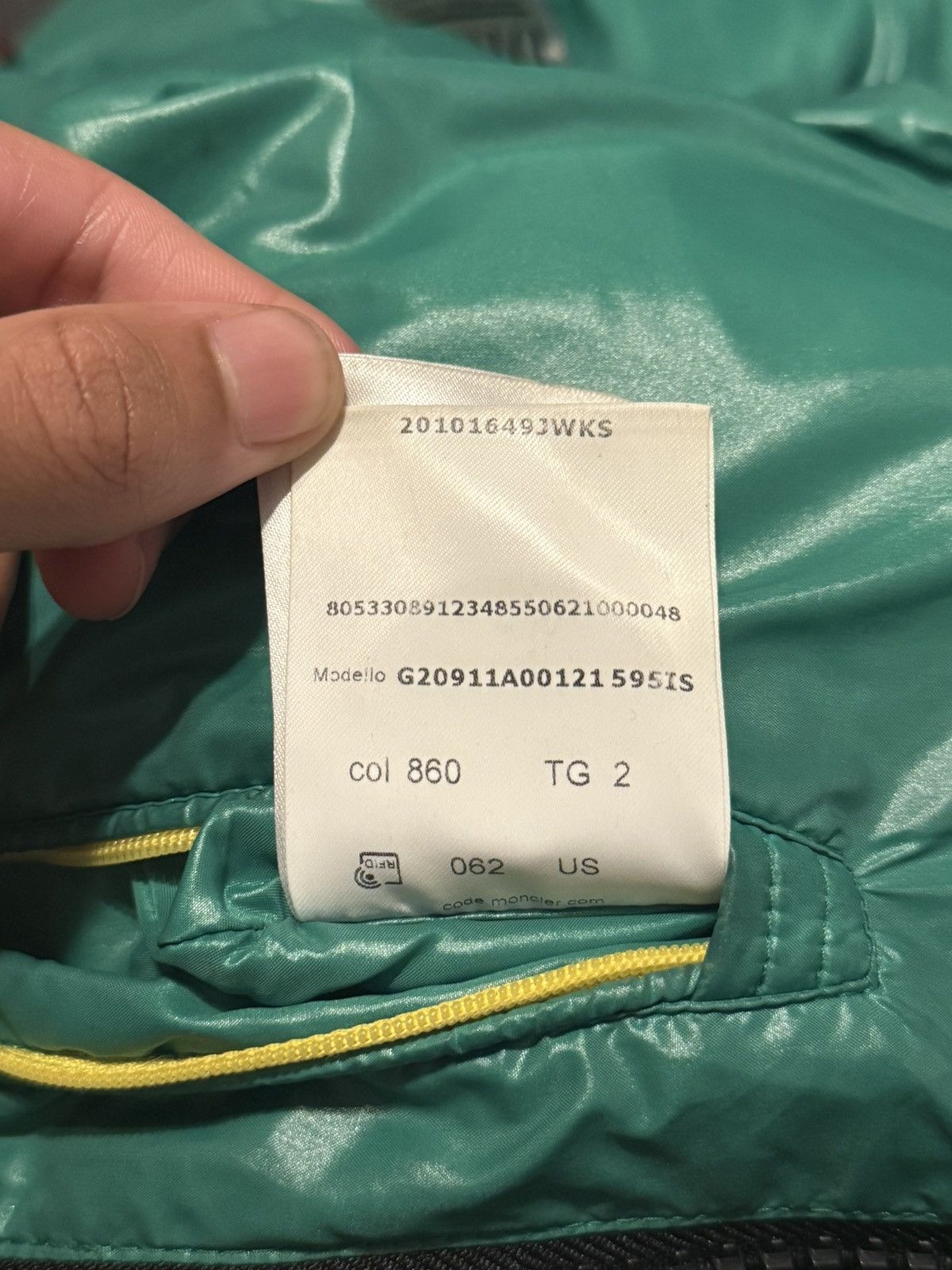 Moncler camo moncler coat Size US S / EU 44-46 / 1 - 14 Thumbnail