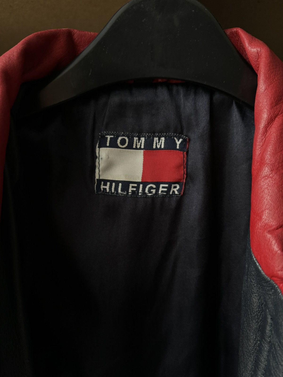 Tommy Hilfiger × Vintage Vintage Tommy Hilfiger Leather Jacket Size XS / US 0-2 / IT 36-38 - 8 Thumbnail