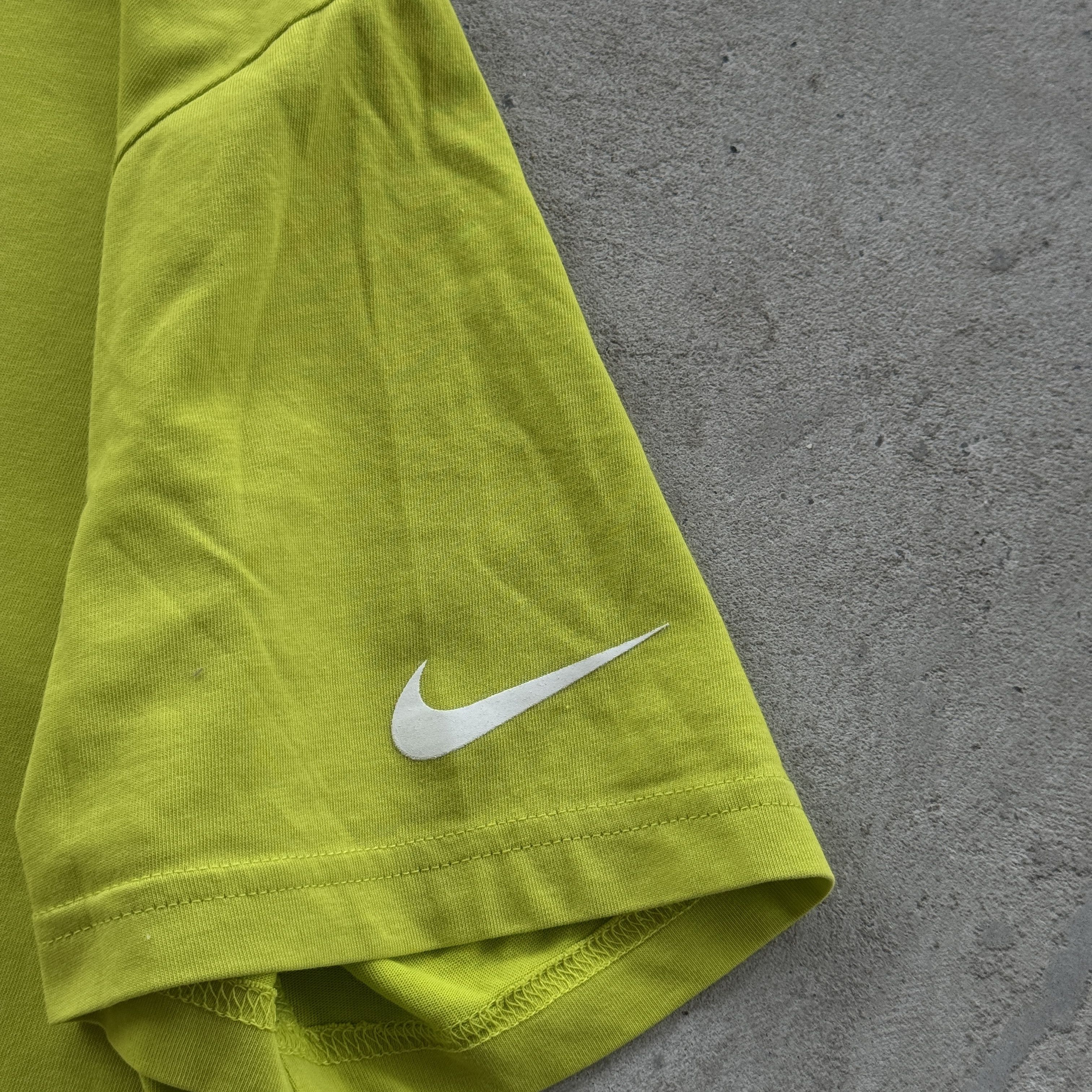 Nike Nike Golf Dri Fit Lime Green Big Swoosh Logo T Shirt Size US L / EU 52-54 / 3 - 4 Thumbnail