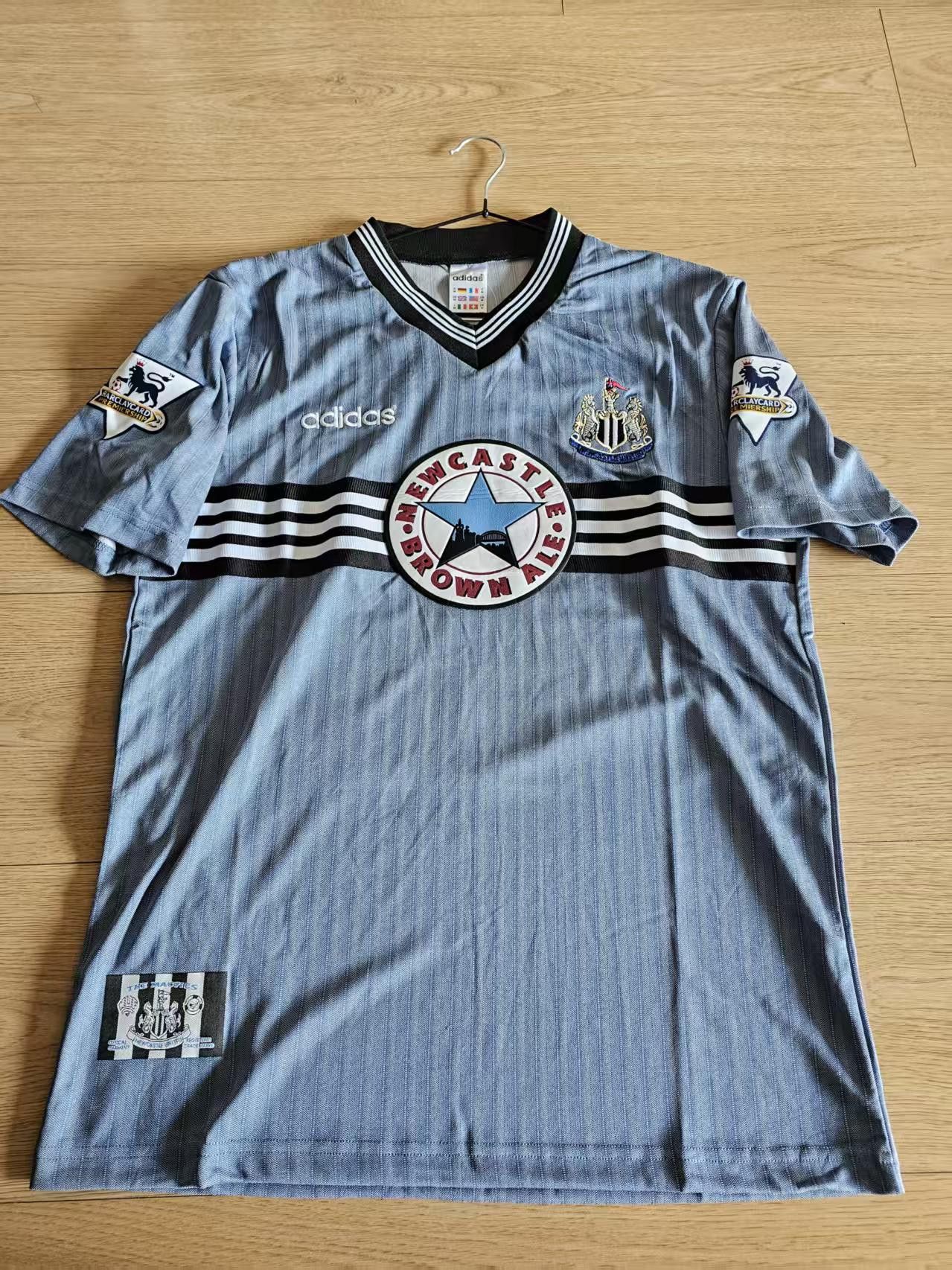 Other Vintage 98 96 Newcastle United 9 Alan Shearer Jersey M Size US M / EU 48-50 / 2 - 1 Thumbnail