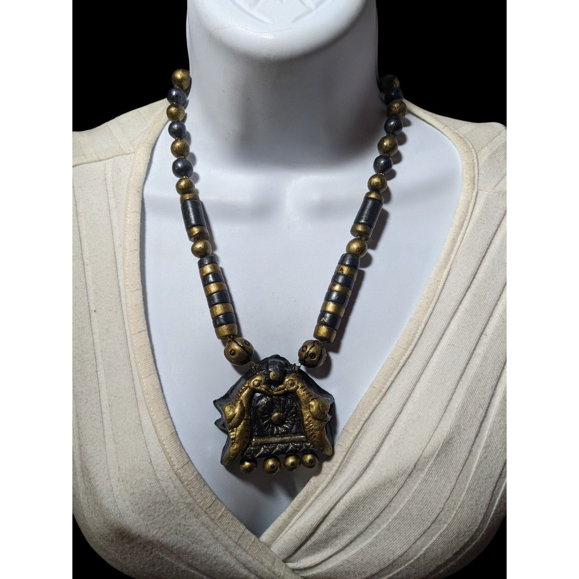 Other Vintage Terra Cotta Gold And Black Bird Beaded Pendant Neckl Size ONE SIZE - 5 Thumbnail