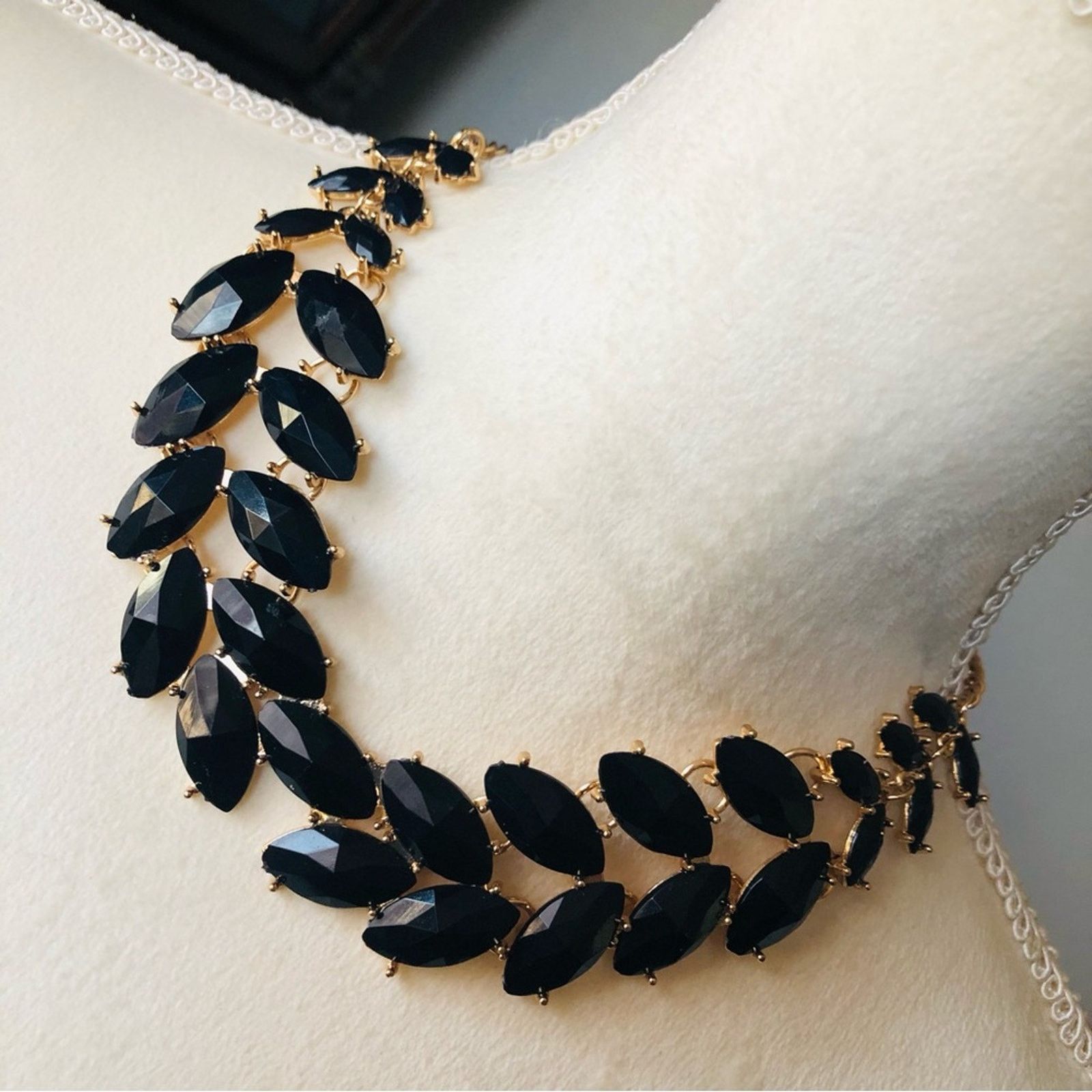 Jewelry Black marquis glass stone bib necklace Size ONE SIZE - 1 Thumbnail