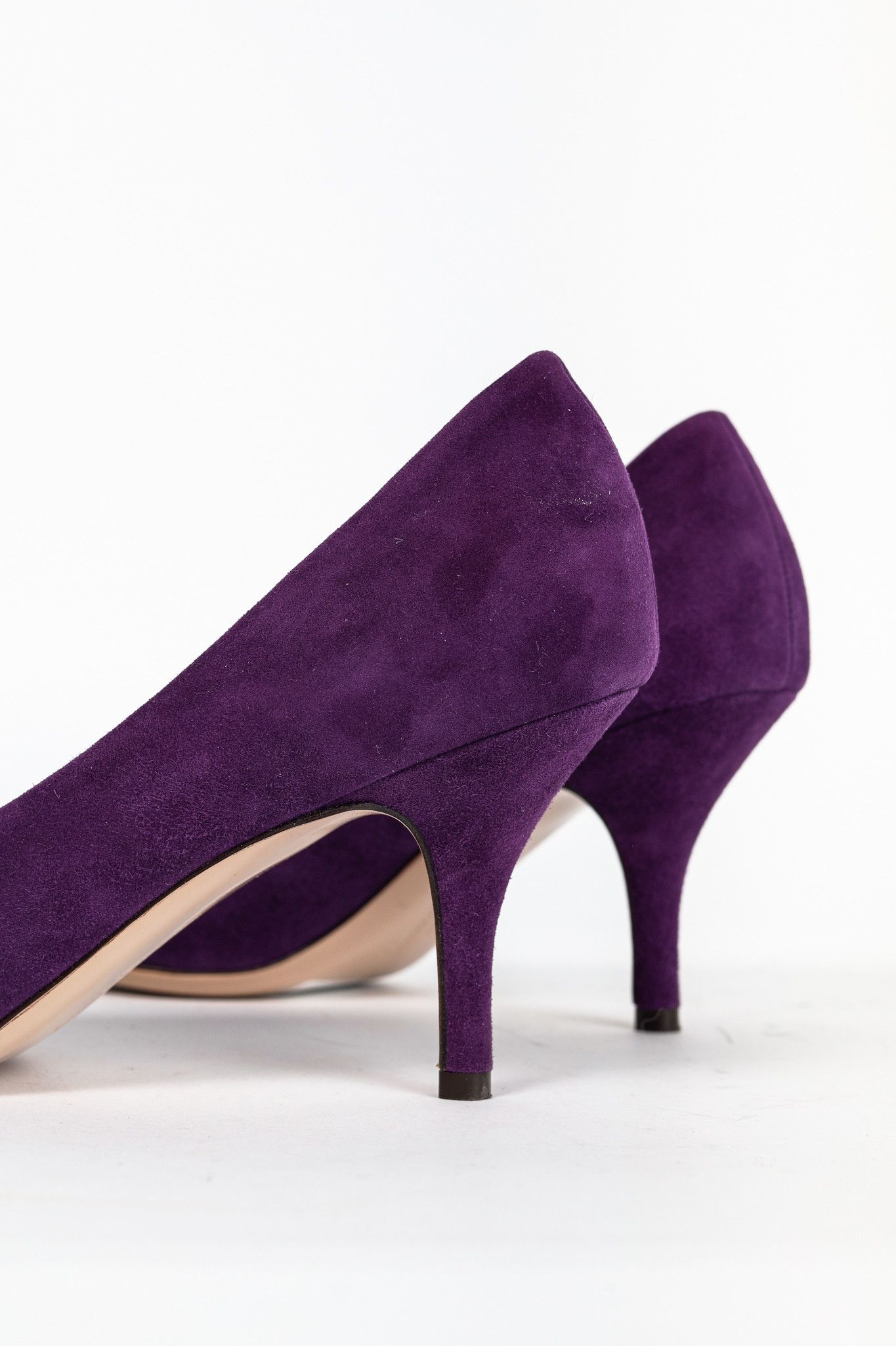 Salvatore Ferragamo Salvatore Ferragamo Purple Suede Vara-Bow Pumps Size US 8 / IT 38 - 8 Thumbnail
