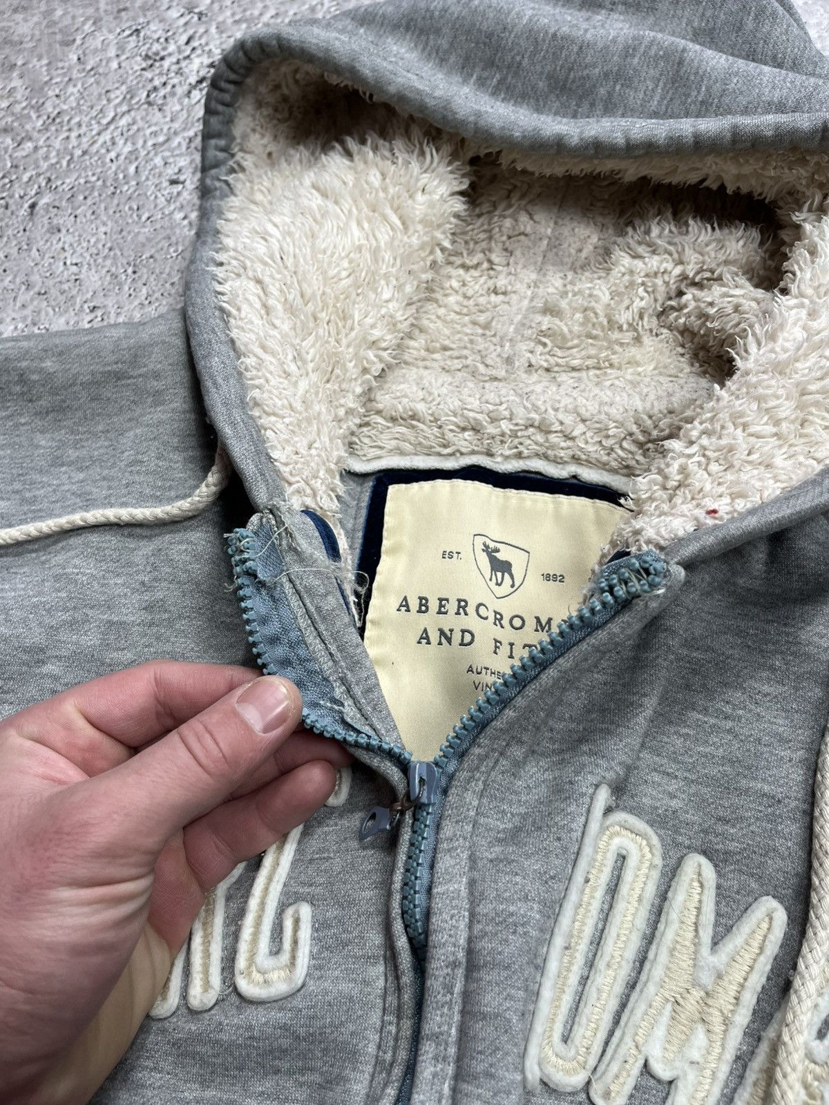 Abercrombie & Fitch Abercrombie Fitch Sherpa Lined Zip Hoodie Gray Size M Jacket Size US M / EU 48-50 / 2 - 10 Thumbnail