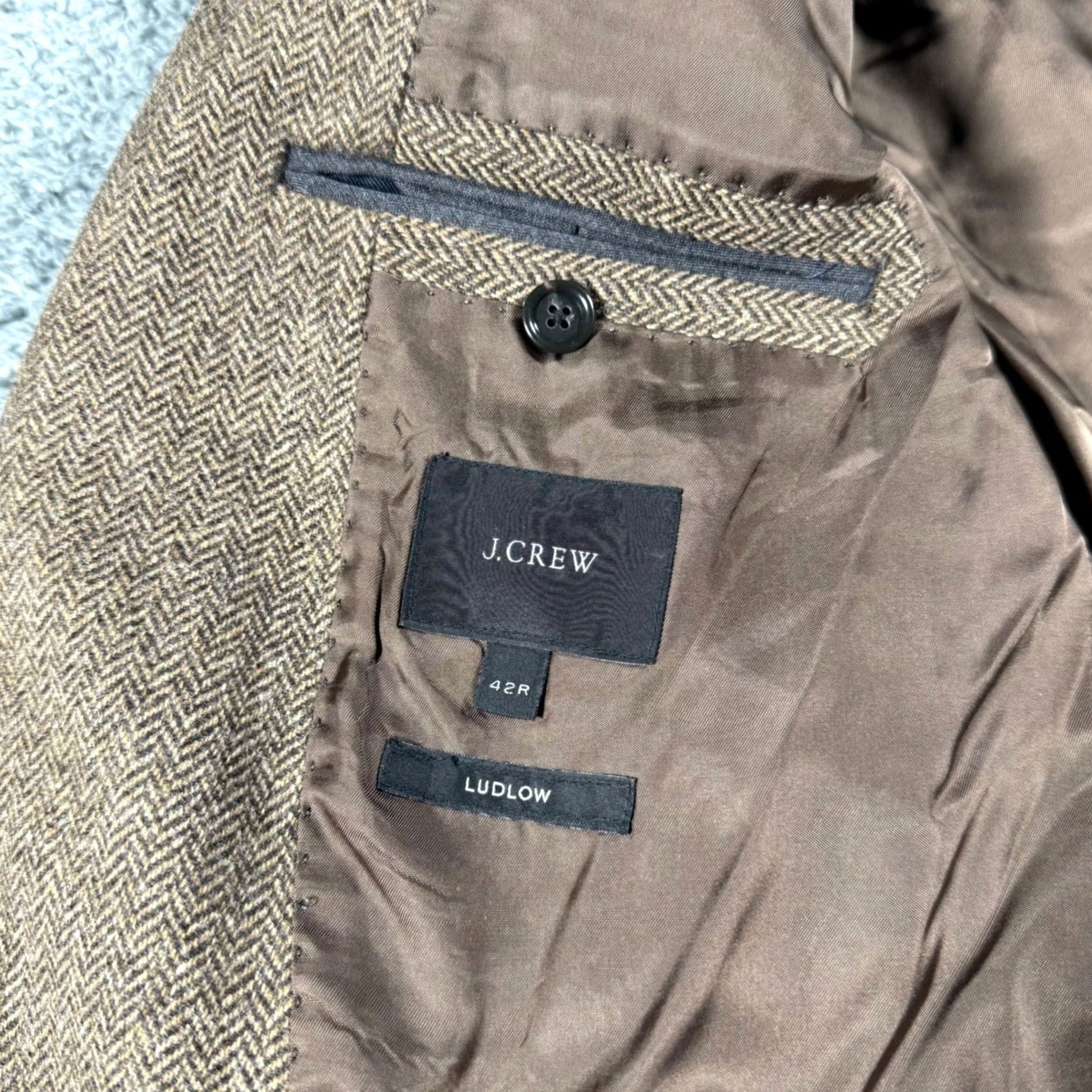 J.Crew Mens J.Crew Ludlow Sport Coat 42R Brown British Wool Herringbone Tweed Size US L / EU 52-54 / 3 - 3 Thumbnail