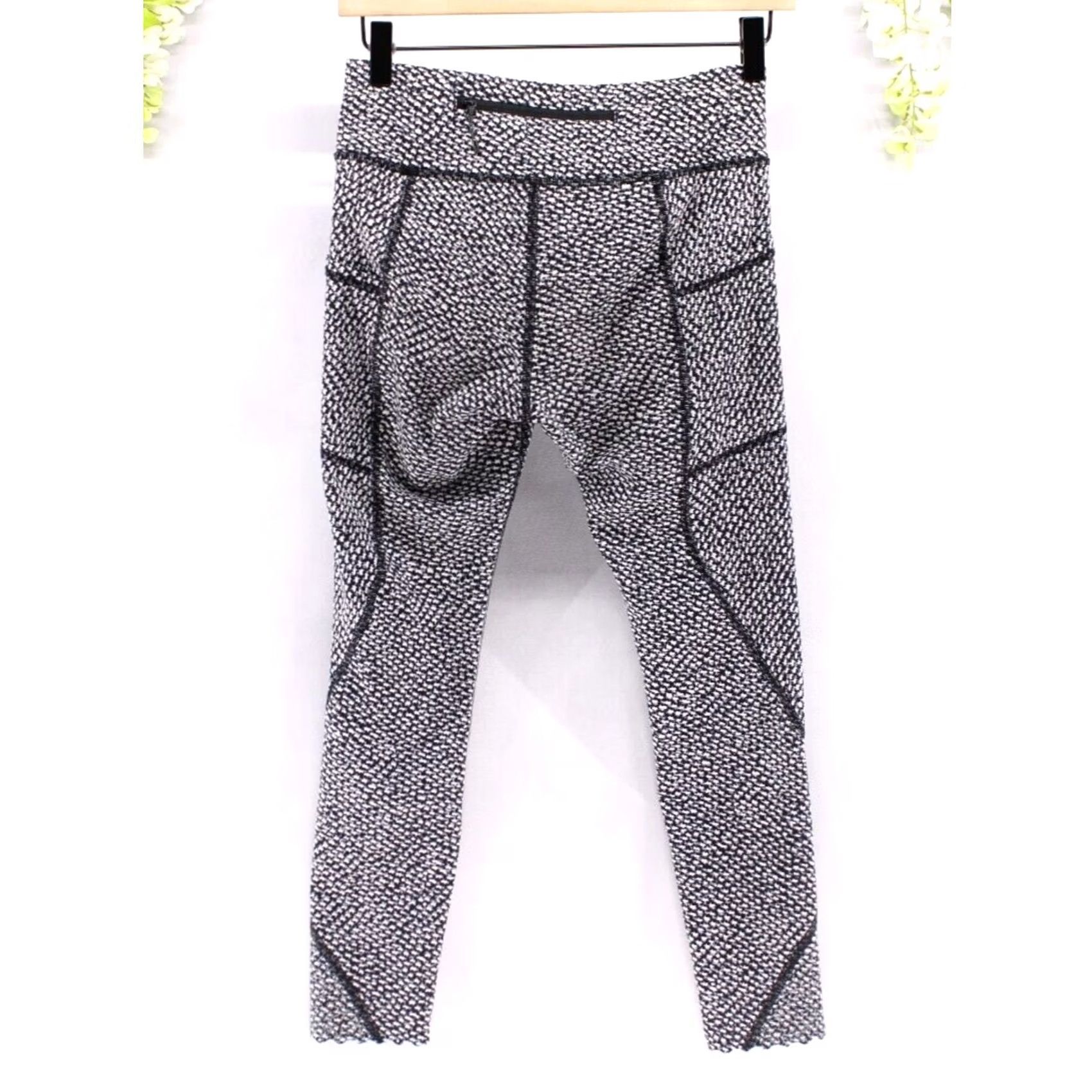 Lululemon Lululemon Women's Tight Stuff II Luminesce Splatter White Black / Black Sz 6 Size ONE SIZE - 2 Thumbnail