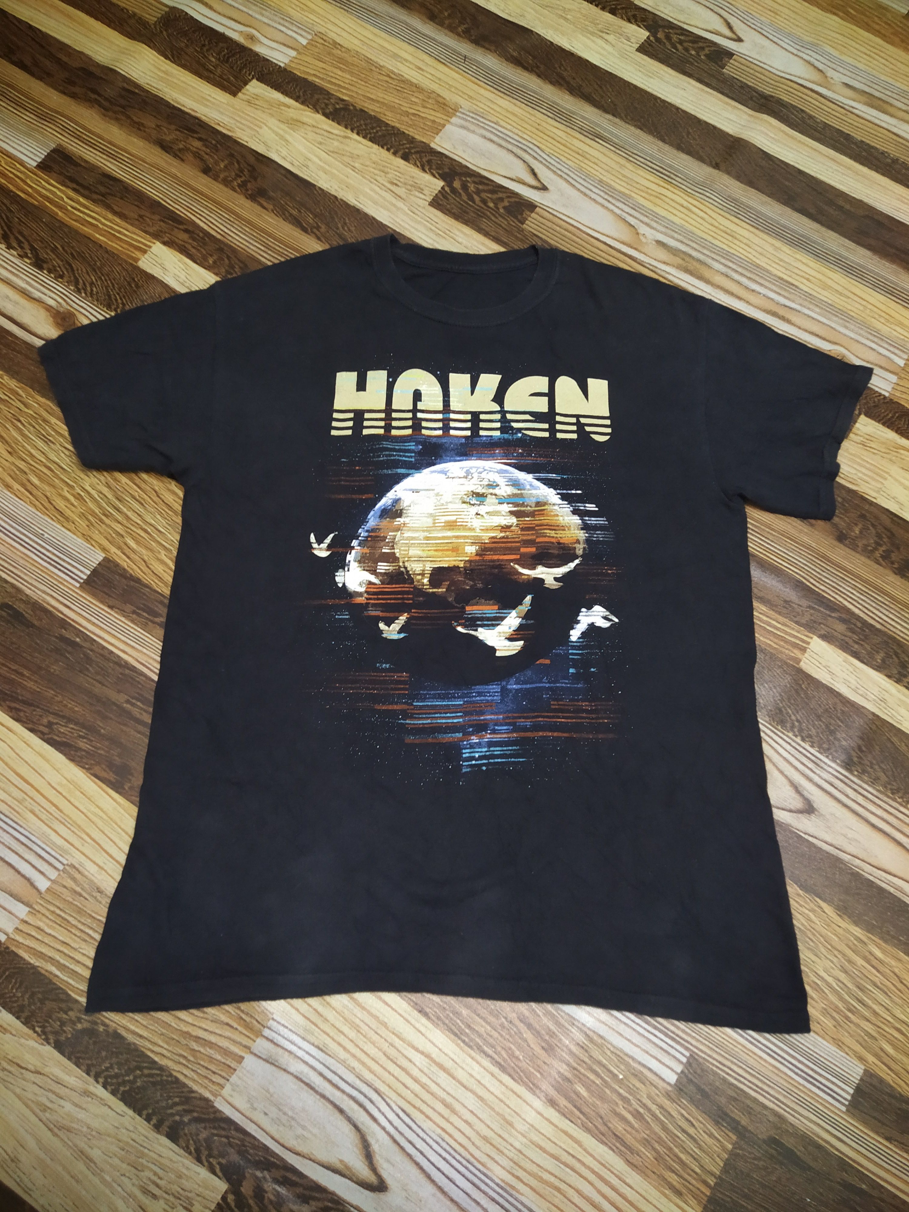 Band Tees Haken Band tour 2017 casual shirt Size US M / EU 48-50 / 2 - 6 Thumbnail