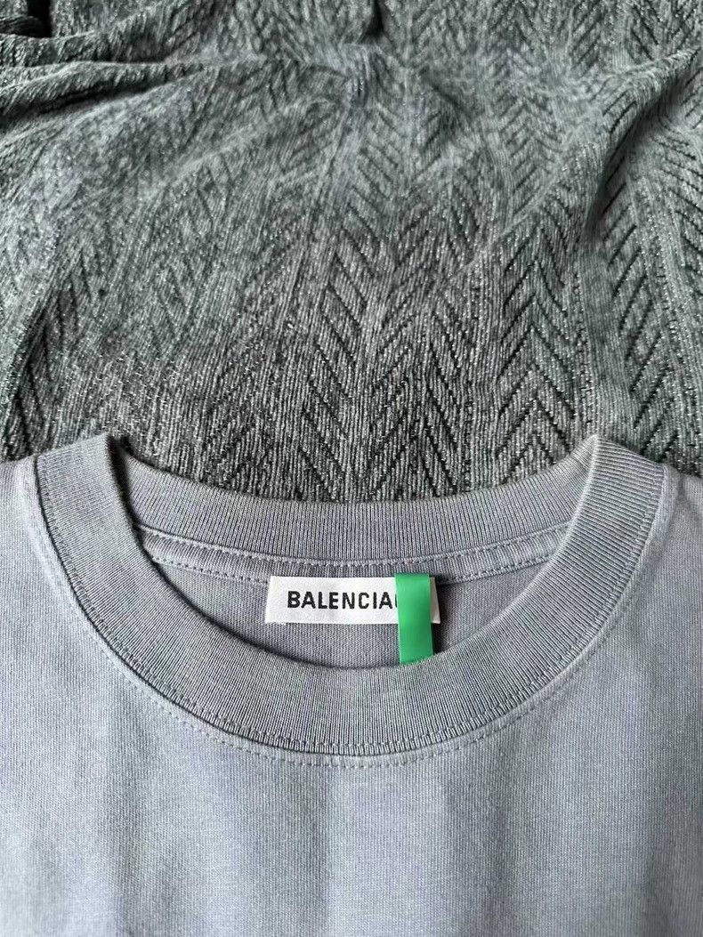 Balenciaga Balenciaga Grey Blue Portrait Short Sleeve Size US S / EU 44-46 / 1 - 3 Thumbnail