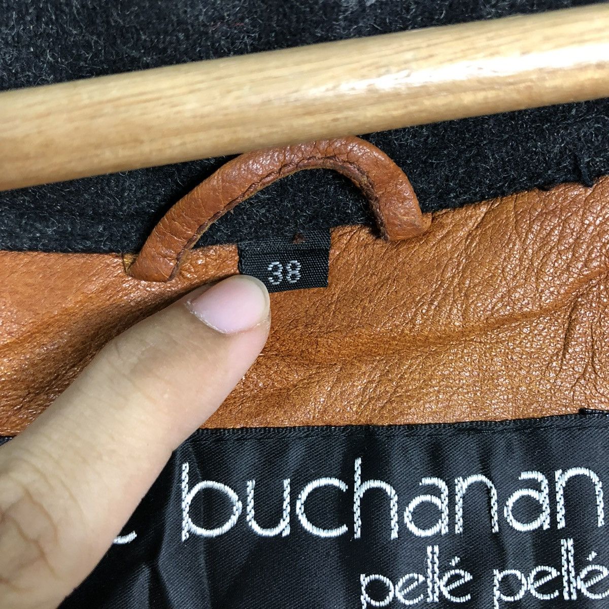 Marc Buchanan 🔥VINTAGE BOMBER LEATHER JACKET MARC BUCHANAN SPELL OUT Size US M / EU 48-50 / 2 - 20 Thumbnail
