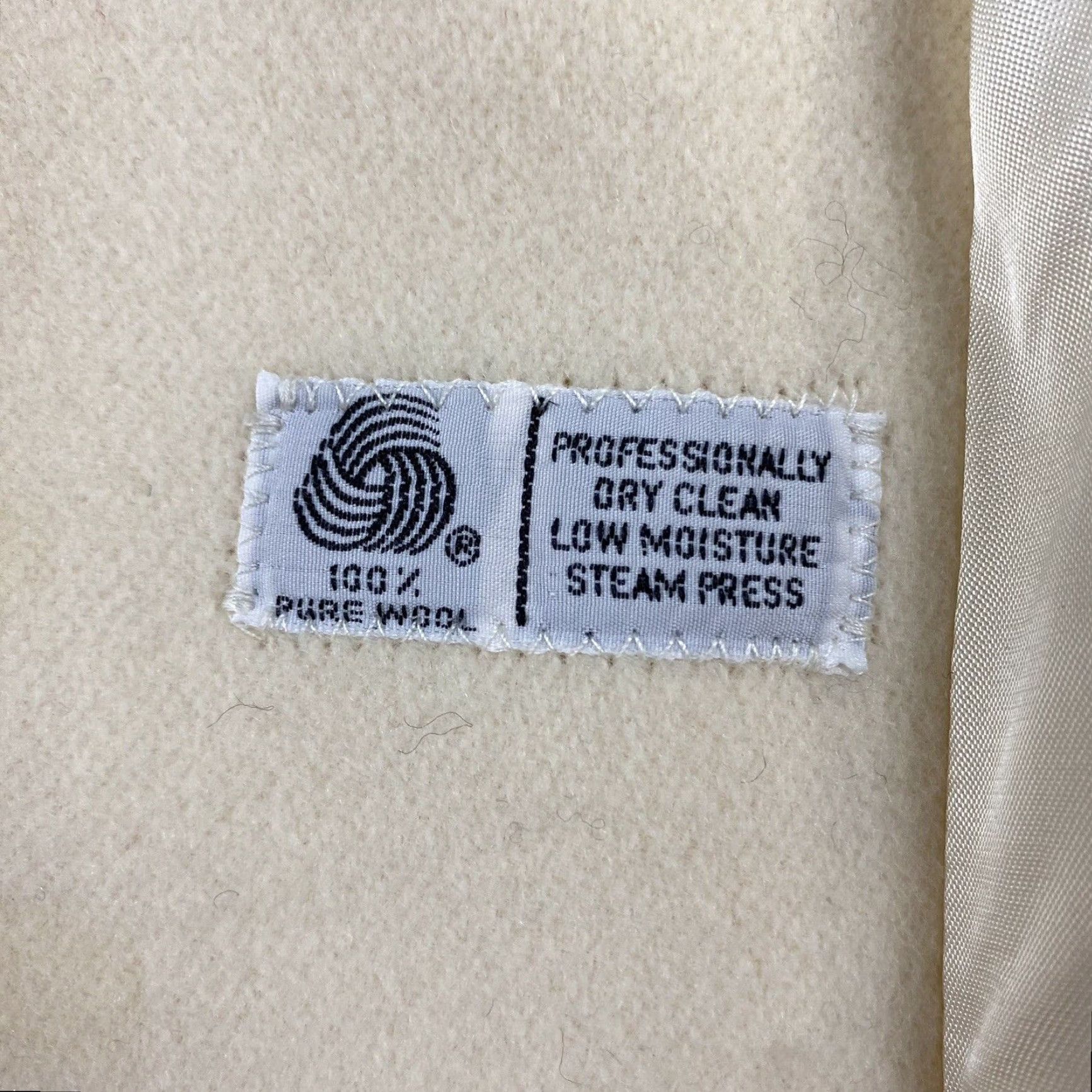 Talbots VINTAGE Talbots Wool Duffle Coat Women’s Size 10 Long Overcoat Winter Ivory Toggle Buttons Size L / US 10 / IT 46 - 7 Thumbnail