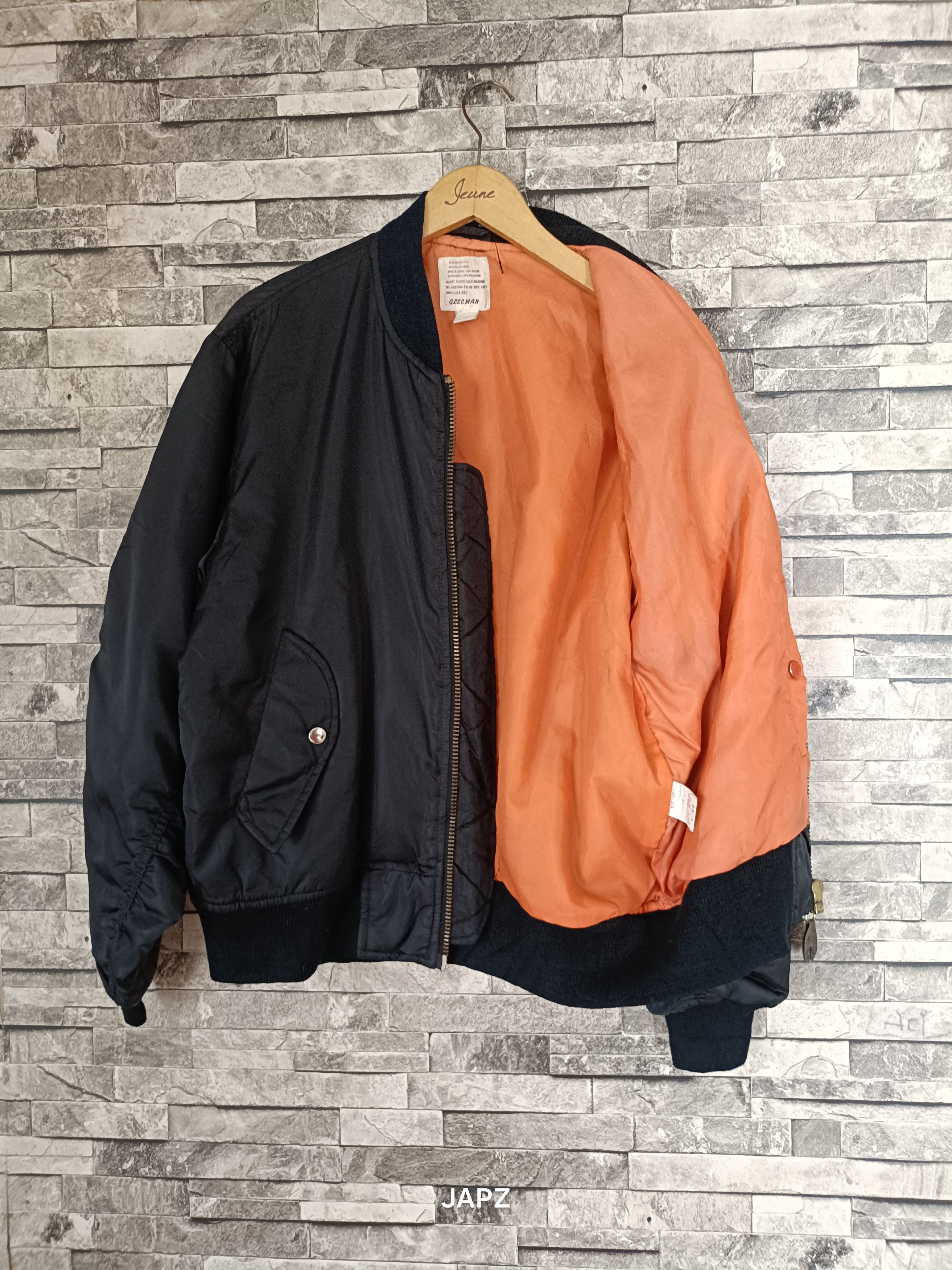 Vintage Vintage U.S. military MA-1 flight jacket cold war era Size US S / EU 44-46 / 1 - 7 Thumbnail