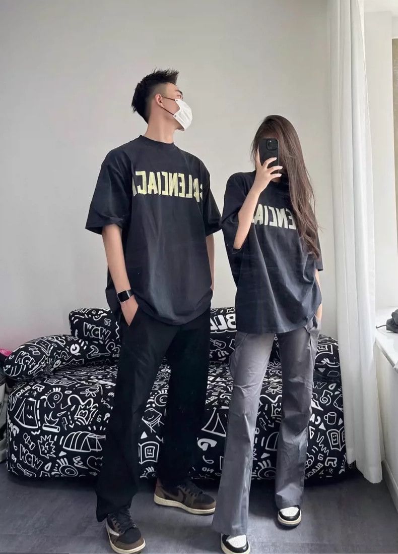 Balenciaga Balenciaga BB patch to make old retro tape short sleeves w Size US S / EU 44-46 / 1 - 7 Thumbnail