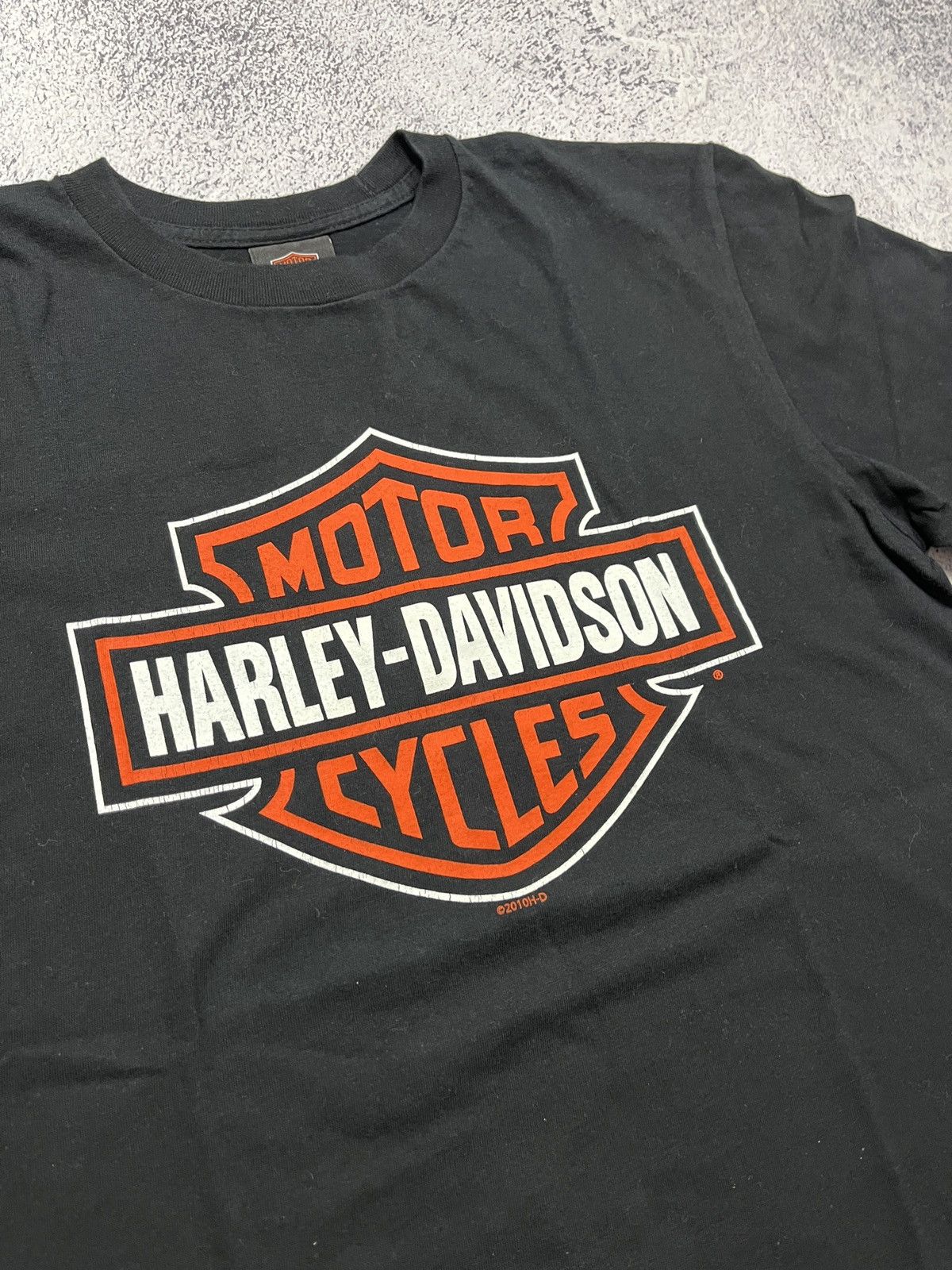 Harley Davidson Vintage 00’s Harley Davidson Big Logo T Shirt Swtitzerland Size US L / EU 52-54 / 3 - 5 Thumbnail