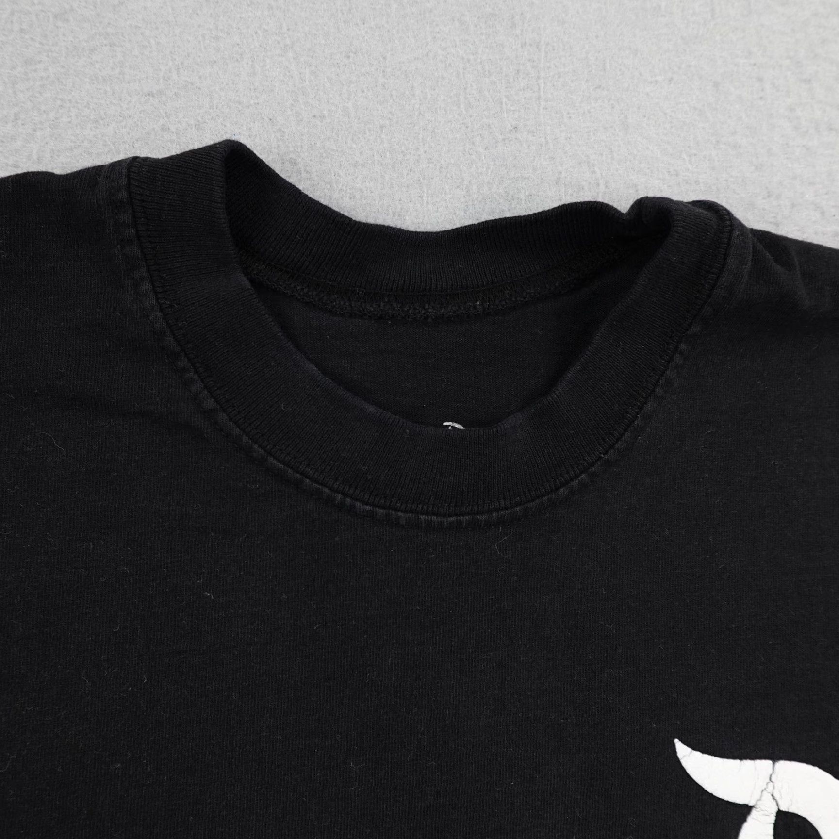 Disney Disney Shirt Mens Small Black Spirit Jersey Disneyland Parks Long Sleeve Size US S / EU 44-46 / 1 - 2 Thumbnail
