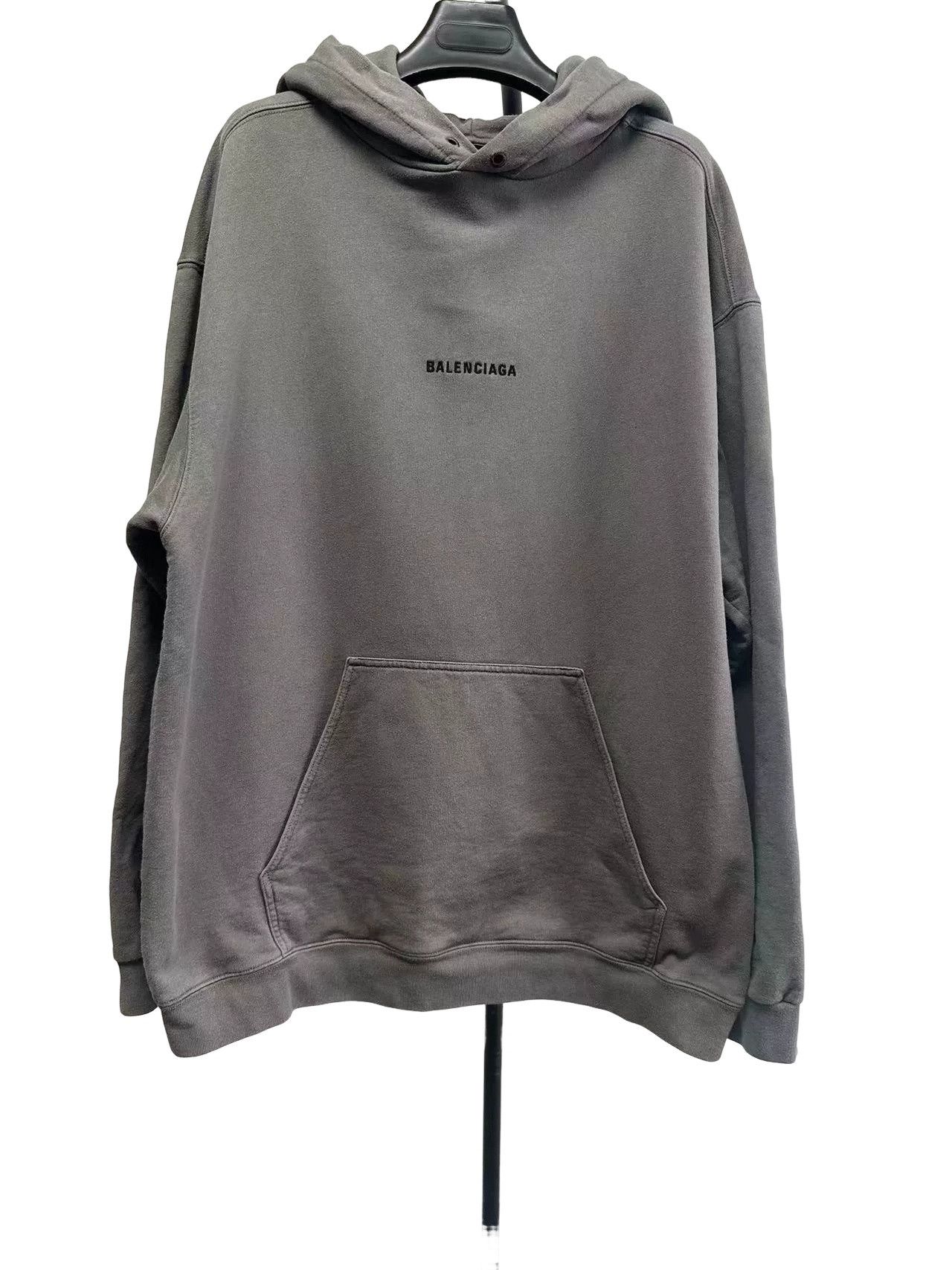 Balenciaga Balenciaga Embroidered Logo Hoodie Size M Size US M / EU 48-50 / 2 - 1 Thumbnail