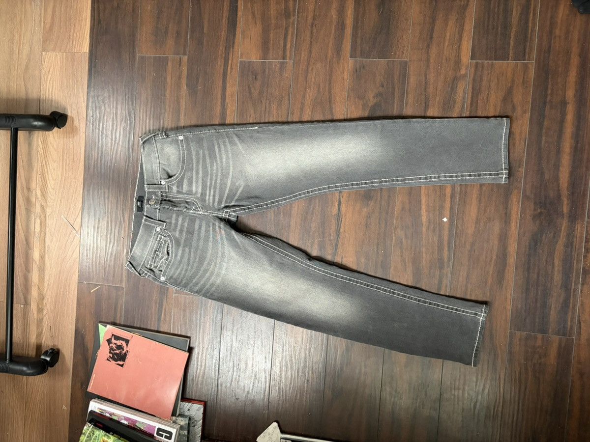 True Religion True Religion Geno Slim Straight Jeans Size US 31 - 1 Thumbnail