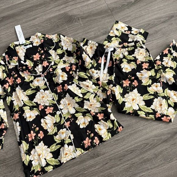 Other NWT Bedhead One Fine Day 3/4 Sleeve Cropped PJ Pajama 2 Piec Size ONE SIZE - 1 Thumbnail