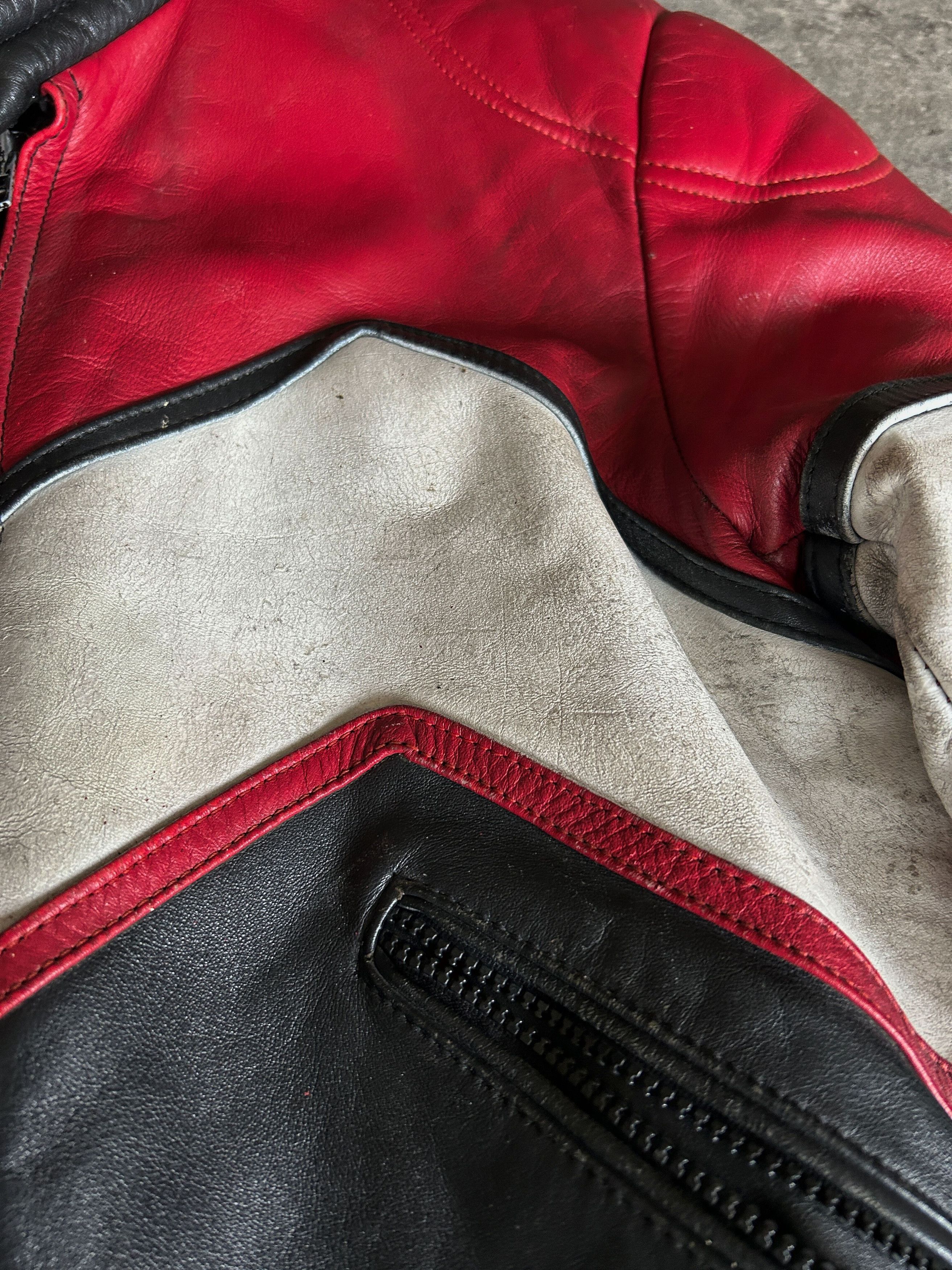 Vintage Vintage Red Black Leather Motorcycle Racing Jacket Biker Size US M / EU 48-50 / 2 - 17 Thumbnail