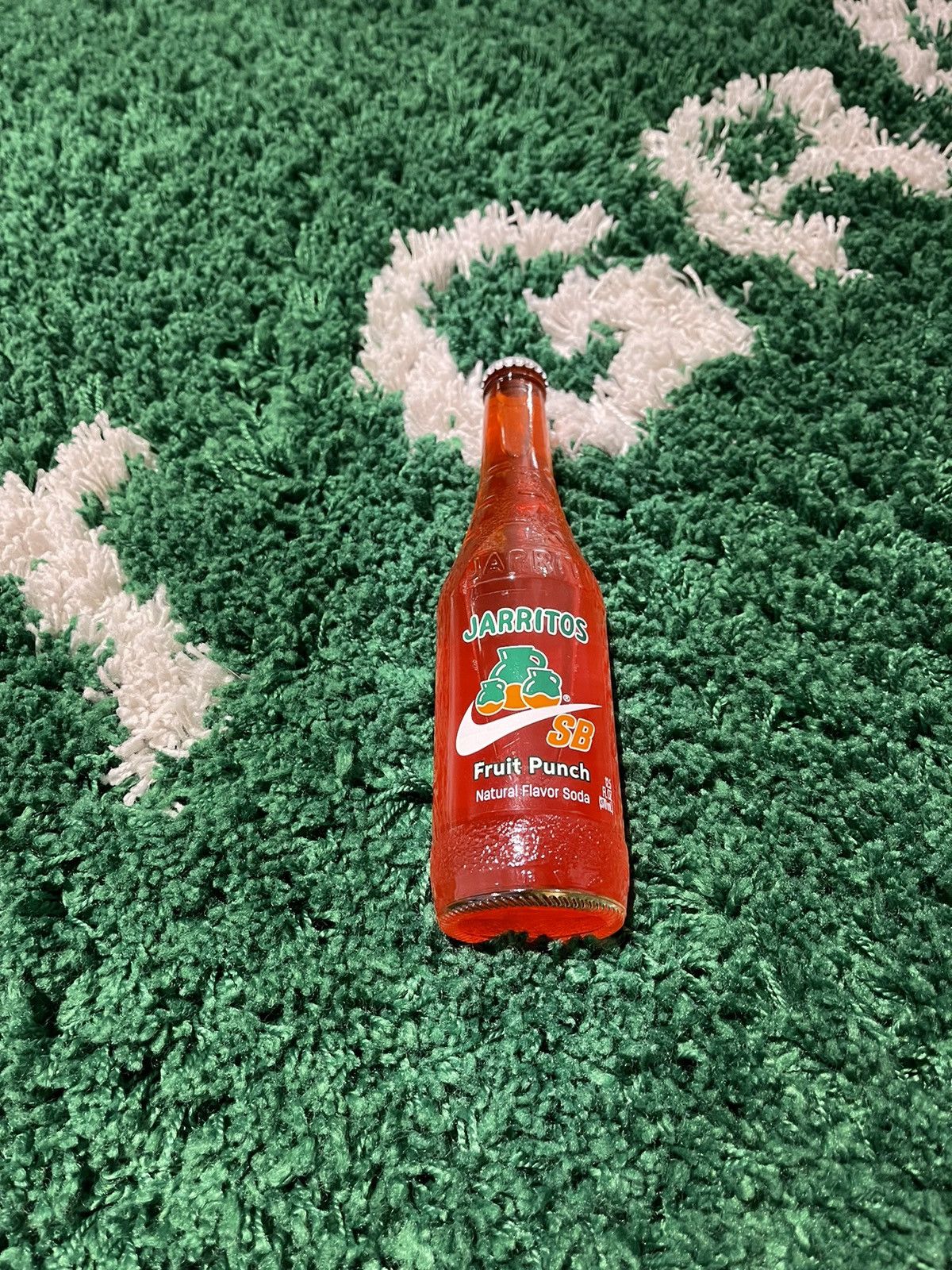 Nike Nike SB x Jarritos Single Bottle F&F Fruit Punch Soda Size ONE SIZE - 1 Preview