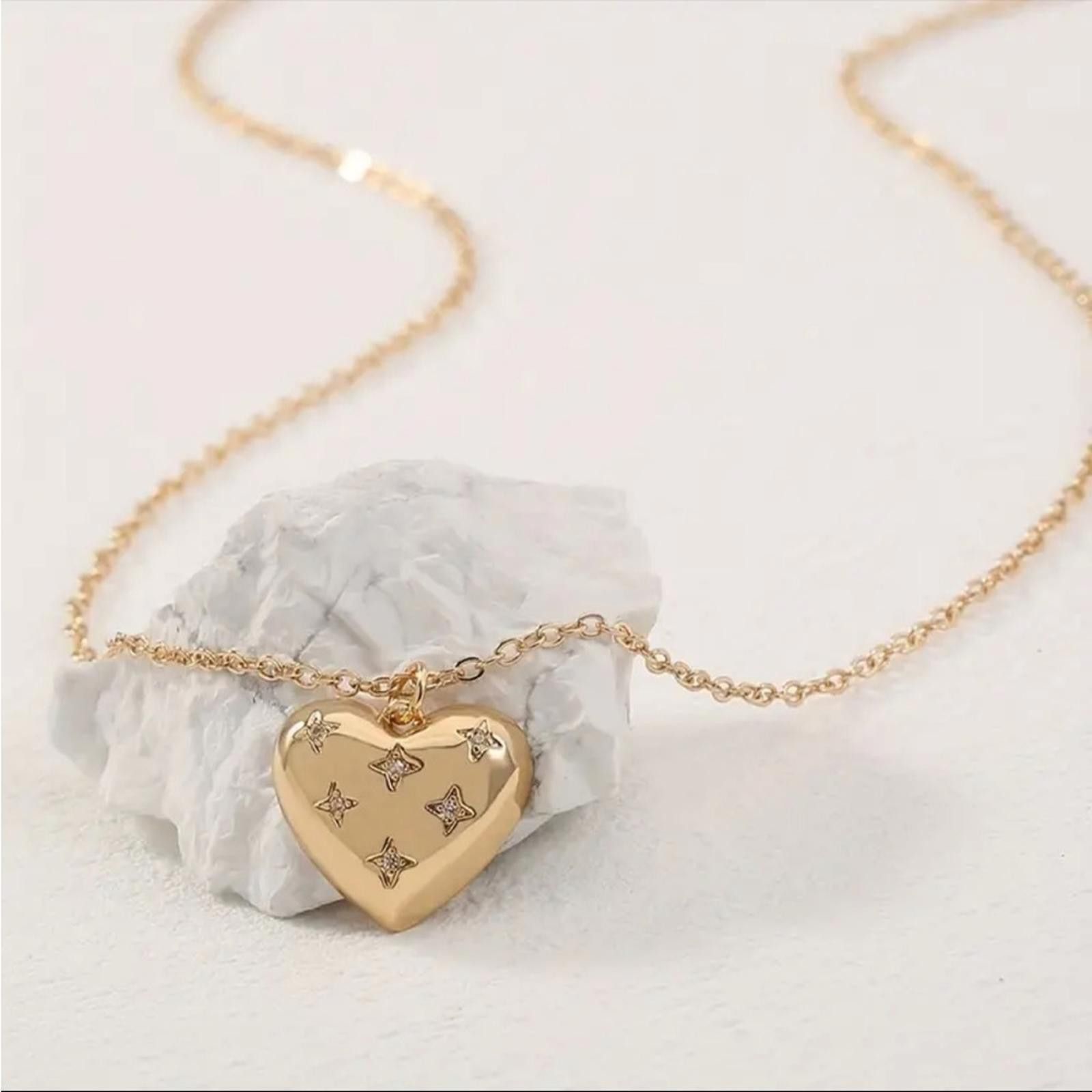 Designer Womens Necklace Heart Pendant 18K Gold Plated Stainless Size ONE SIZE - 3 Thumbnail