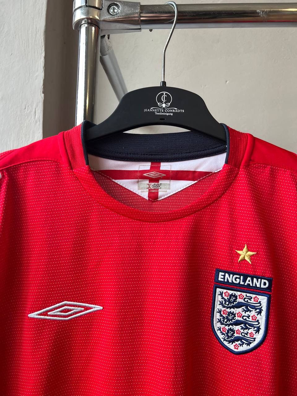 Umbro 2004/06 ENGLAND TEAM AWAY SOCCER JERSEY FOOTBALL SHIRT UMBRO Size US L / EU 52-54 / 3 - 4 Thumbnail