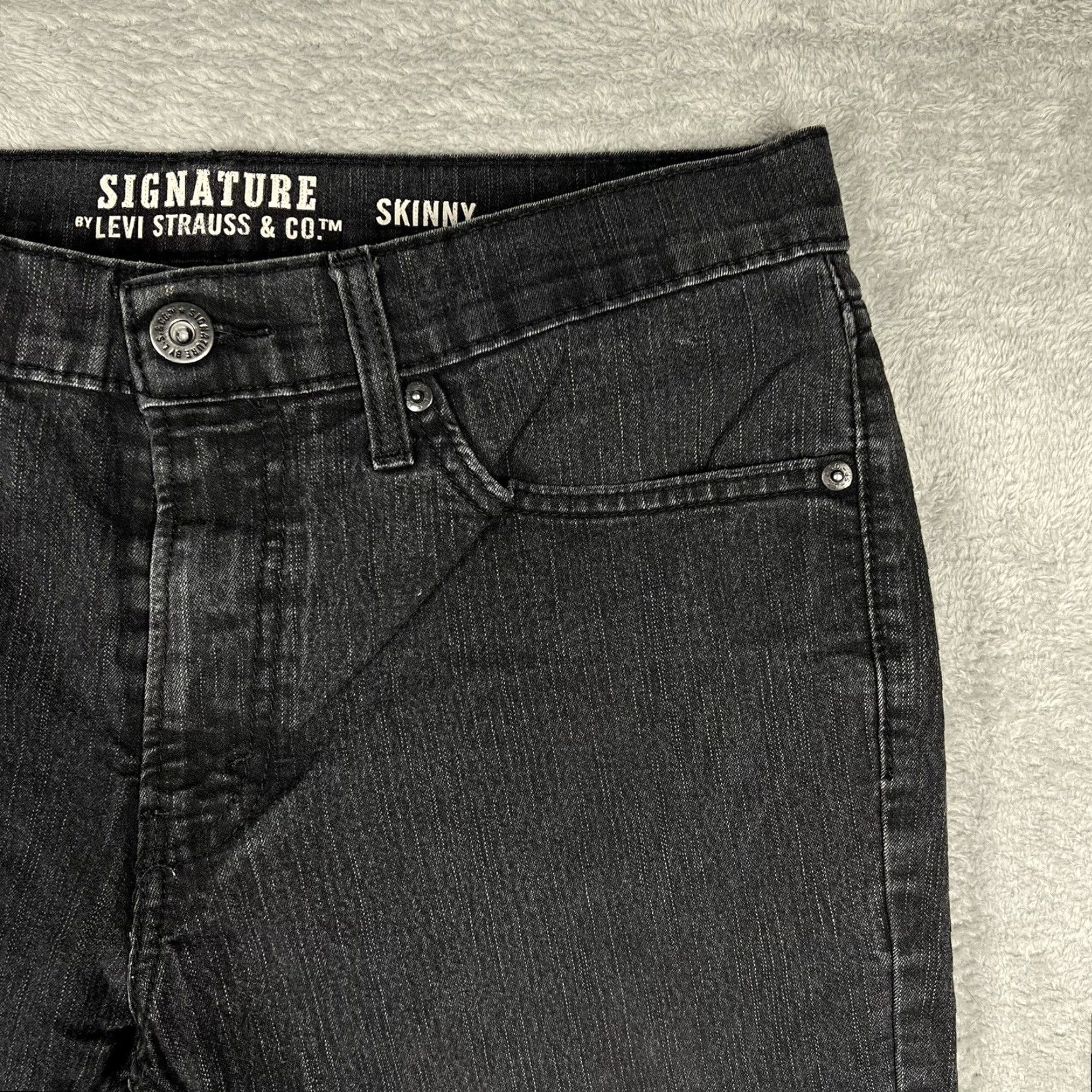 Levi's Levi's Signature Skinny Jeans Men's W34 L32 Zipper Fly Black 34x30 5-Pocket Logo Paint Stain Size US 34 / EU 50 - 6 Thumbnail