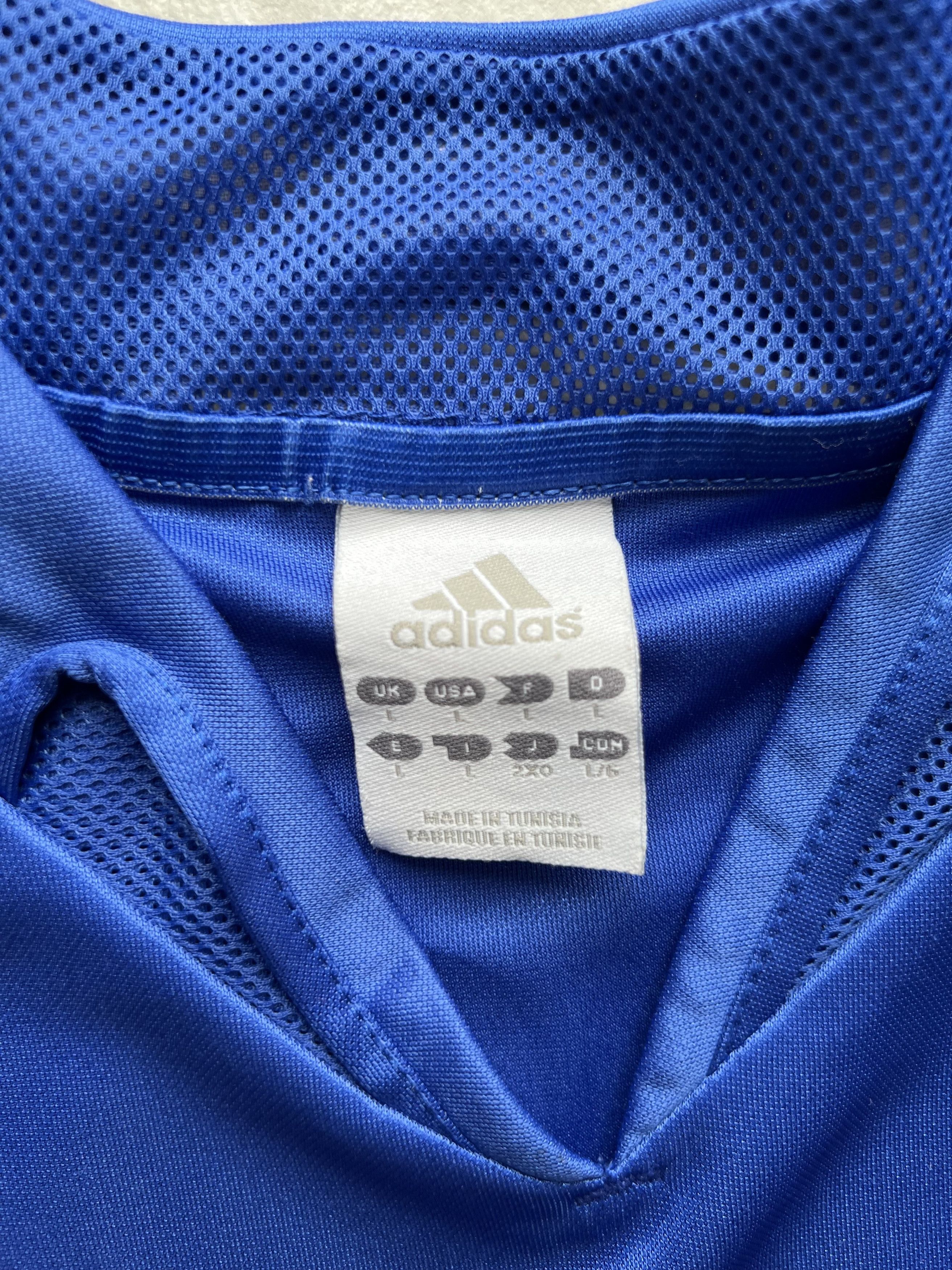 Adidas Real Madrid 2004 2005 Roberto Carlos #3 Blue 367817 AJF003 Size US L / EU 52-54 / 3 - 8 Thumbnail