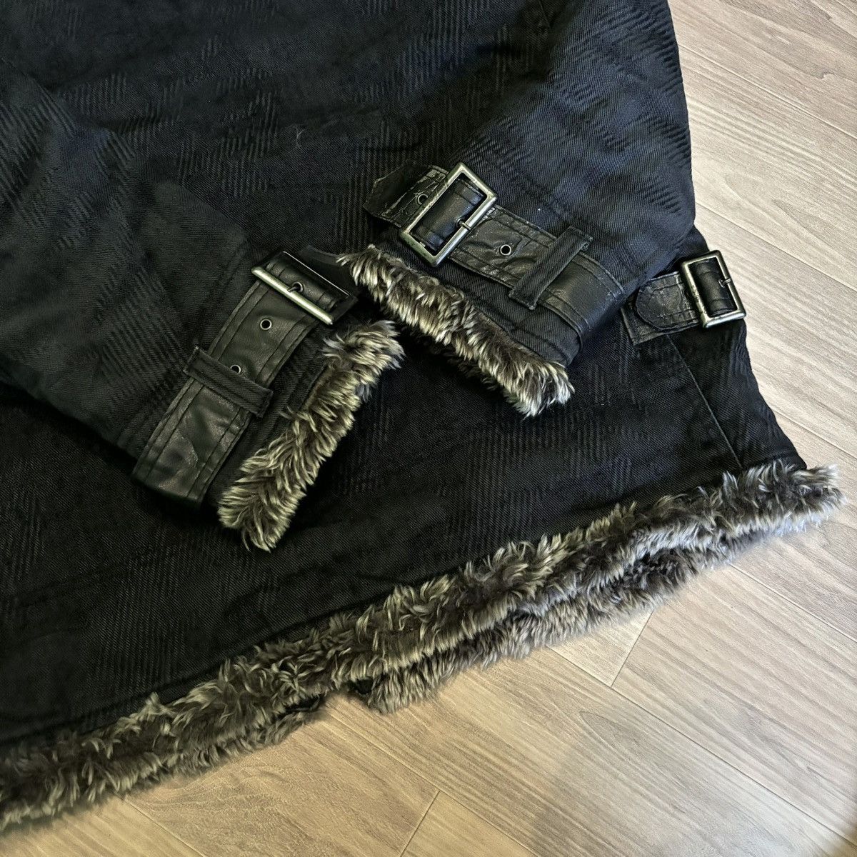 Japanese Brand Vintage Y2k impala Fur faux bondage jacket Size US XL / EU 56 / 4 - 9 Thumbnail